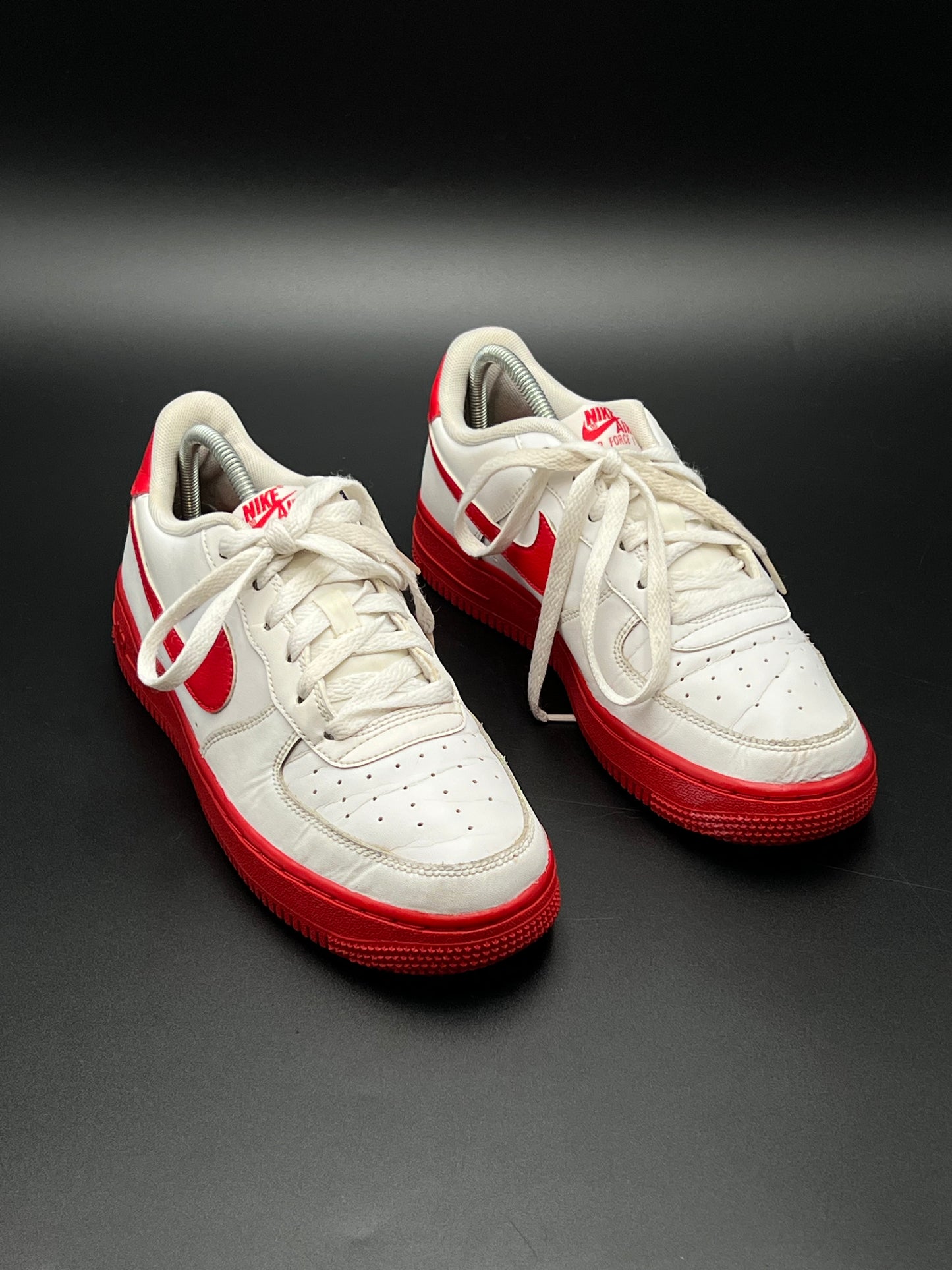 AIR FORCE 1S WHITE/RED