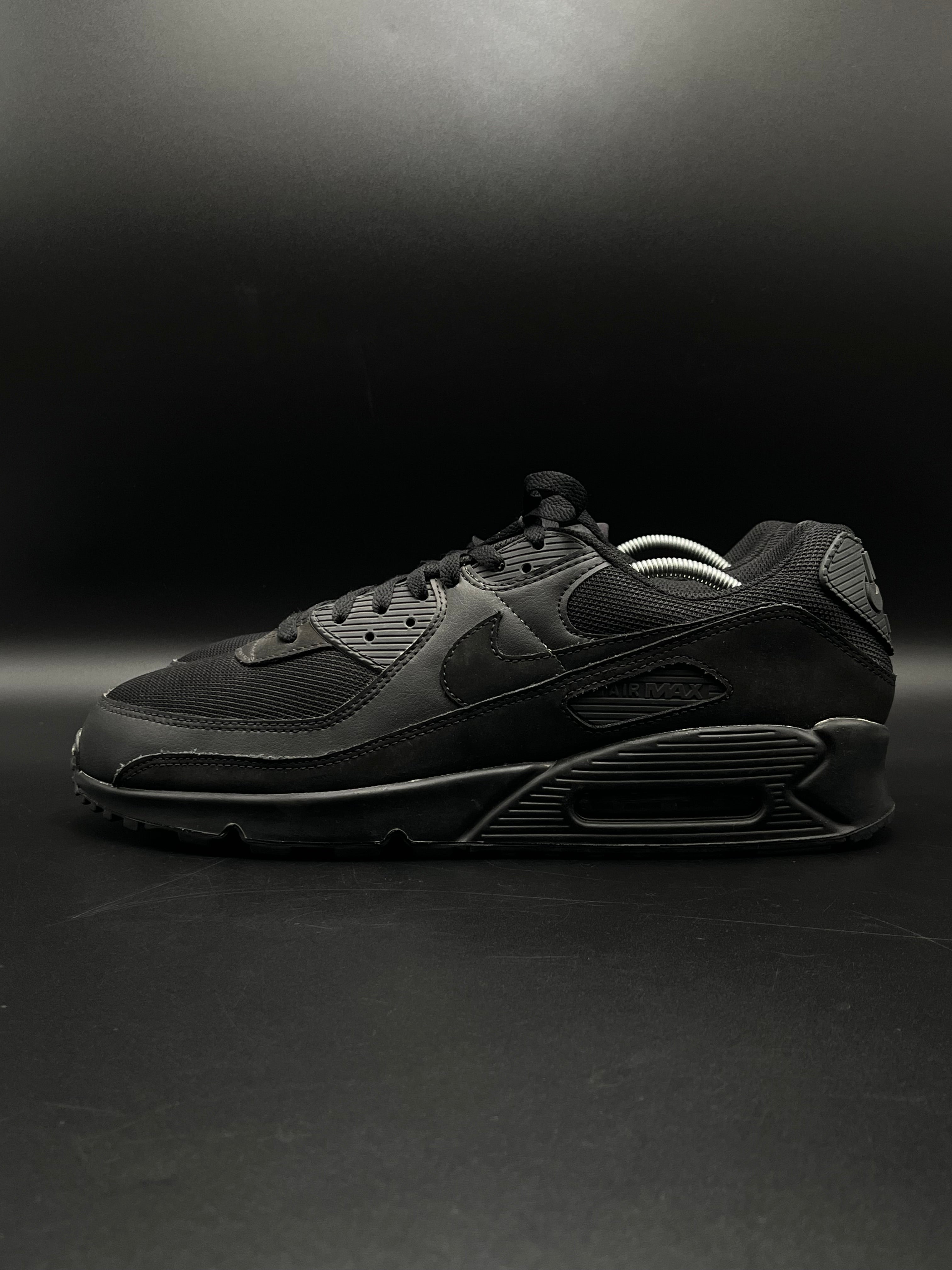 NIKE AIR MAX 90s ALL BLACK - 48.5