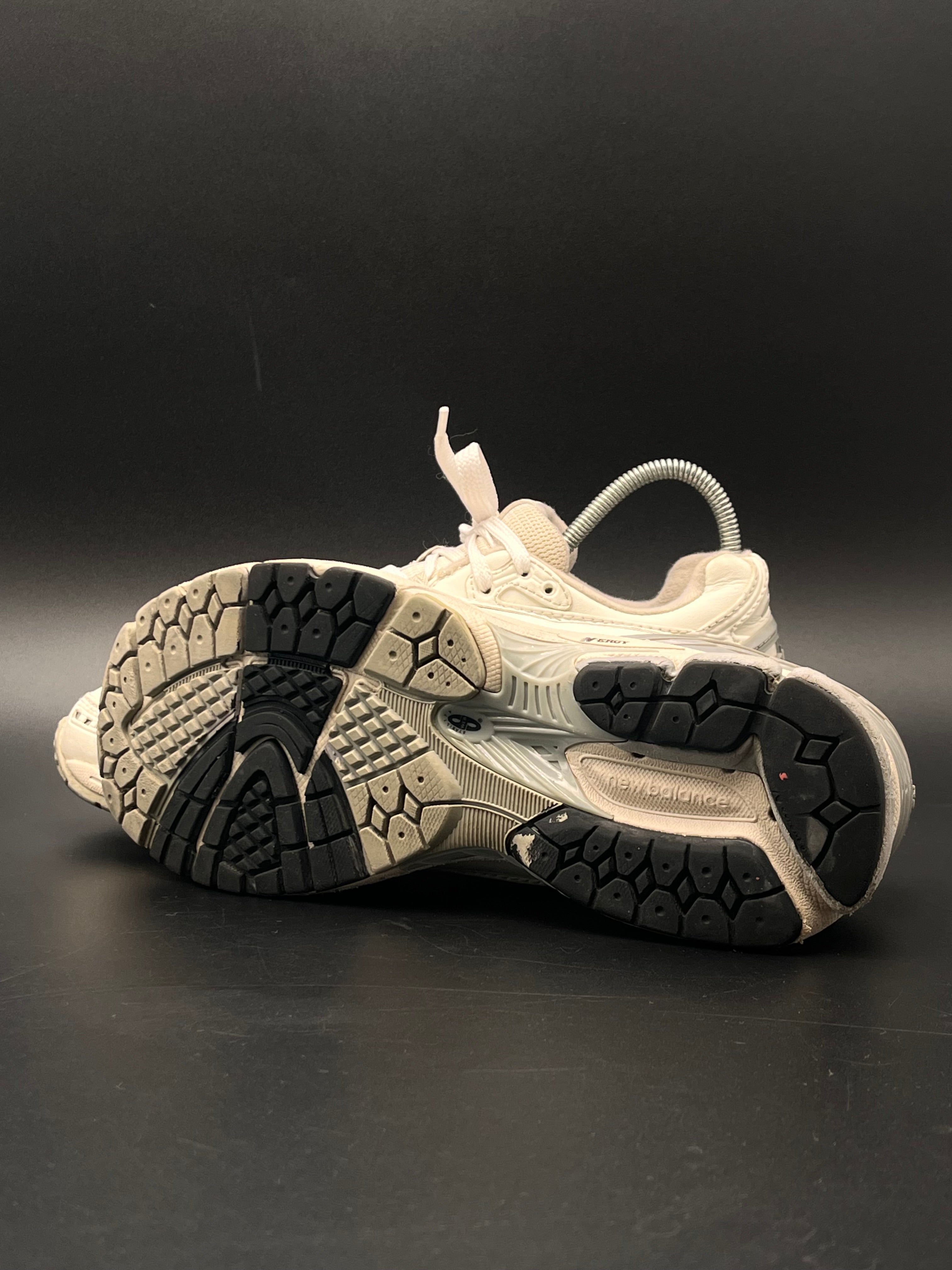 NEW BALANCE 1906R WHITE GREY