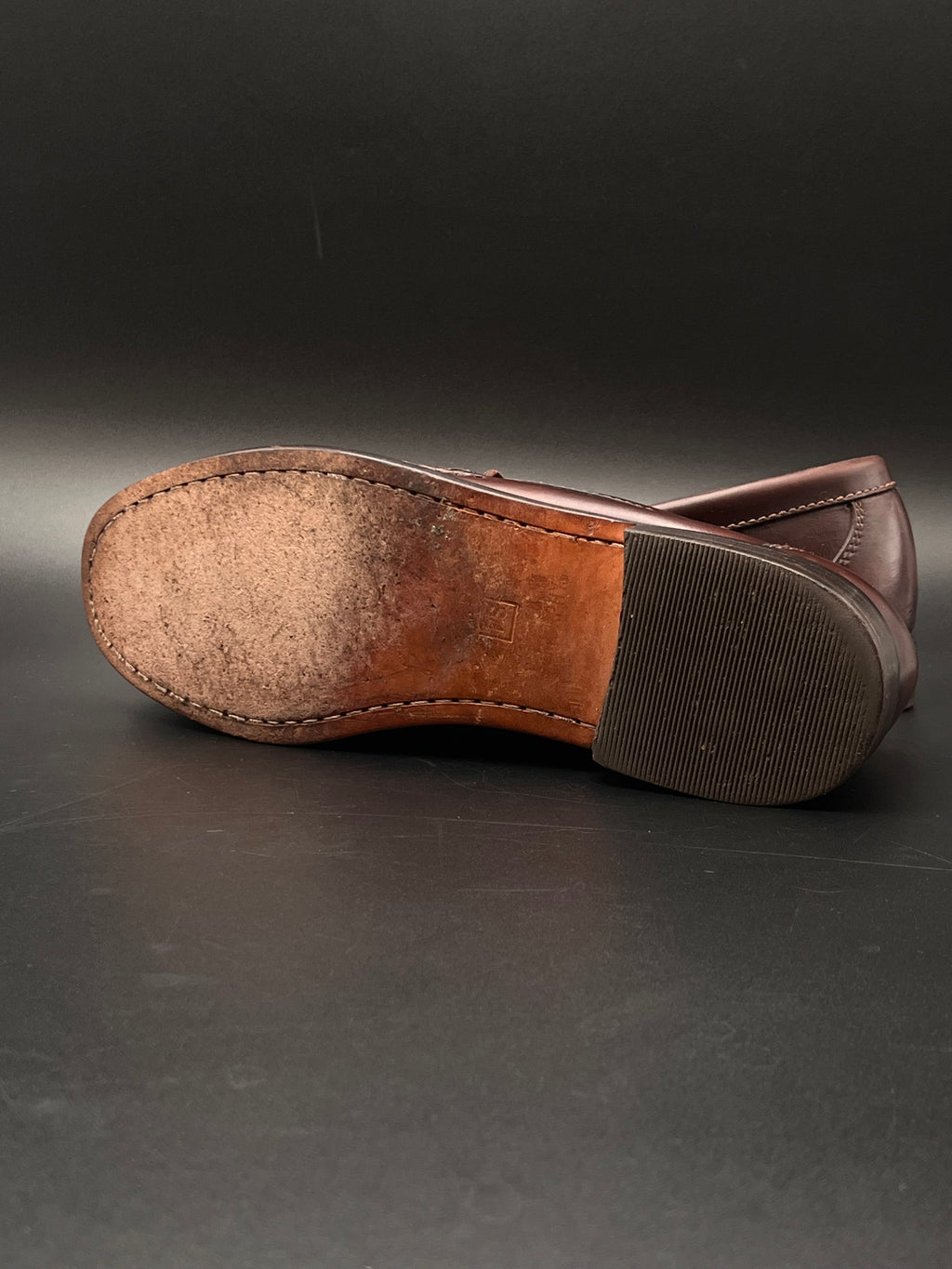 JOHNSTON & MURPHY BURGUNDY LEATHER LOAFERS