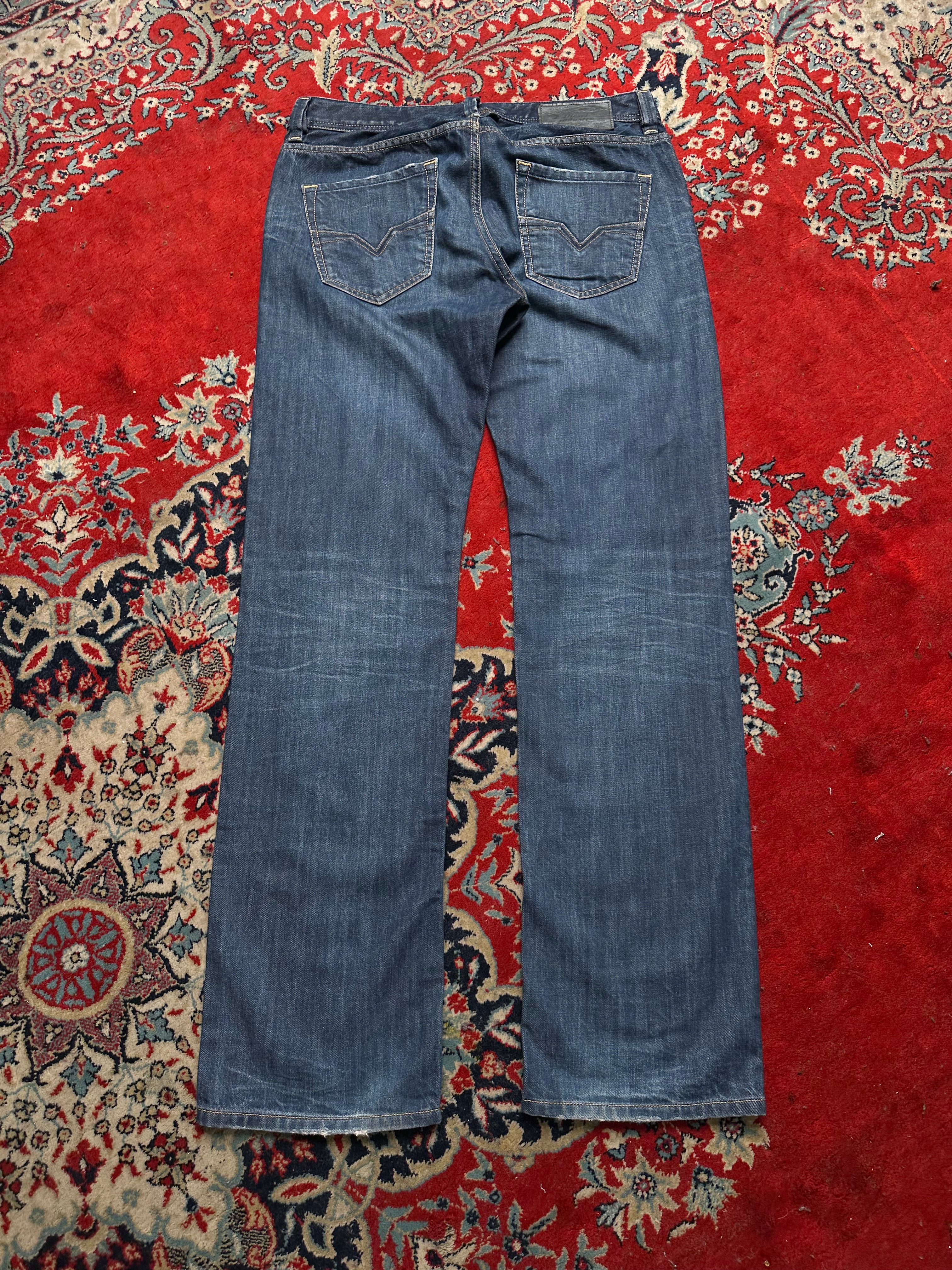 DIESEL LARKEE(STRAIGHT FIT) WASHED INDIGO NON-STRETCH DENIM PANTS