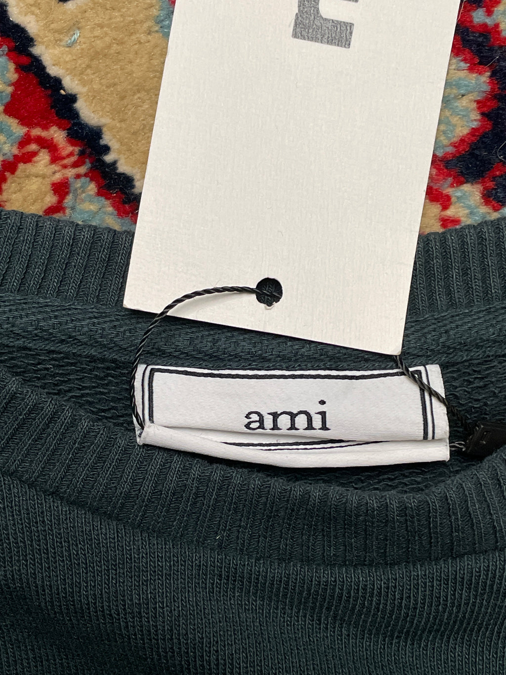 AMI RELAXED FIT CROPPED SWEATSHIRT
