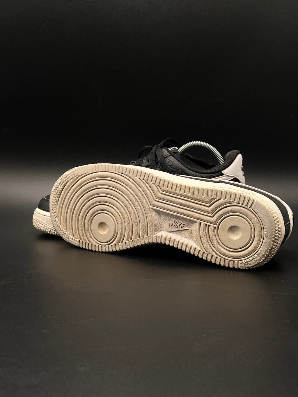 NIKE AIR FORCE 1 WHITE LOW PEBBLED