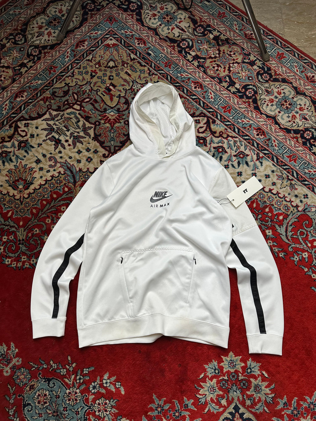 NIKE AIR MAX DRI-FIT HOODIE
