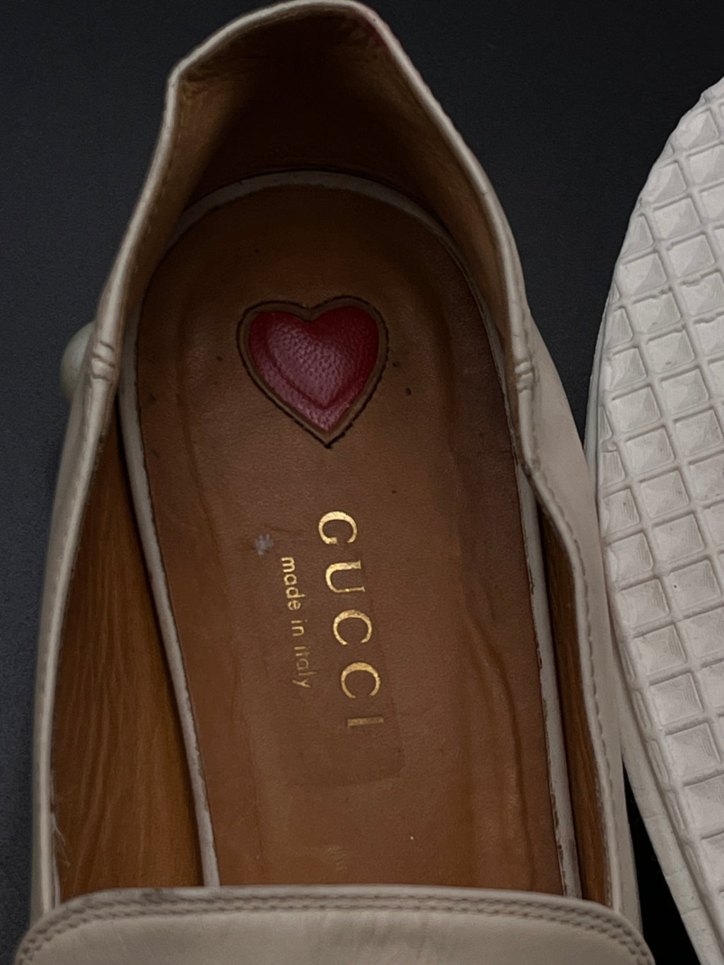 Gucci Cream Leather Embellished GG web Double Pumps