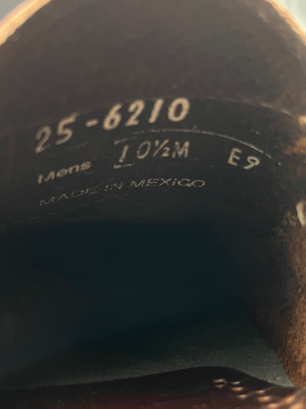 JOHNSTON & MURPHY BURGUNDY LEATHER LOAFERS