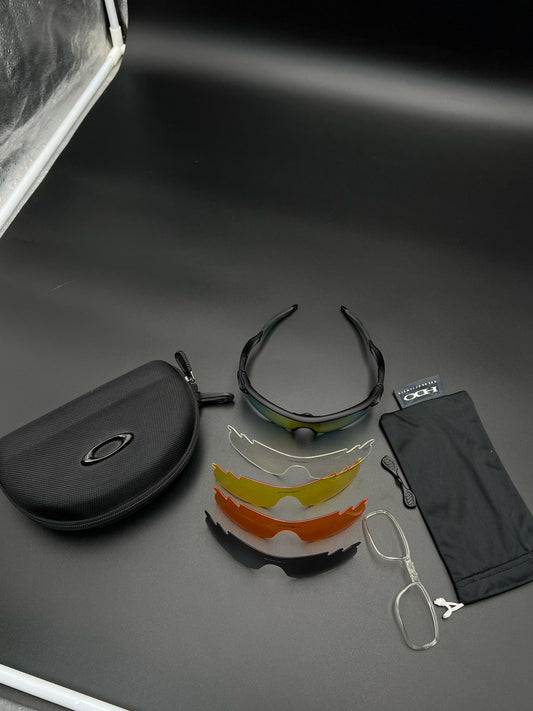 OOKLEY RADARLOCK SUNGLASSES