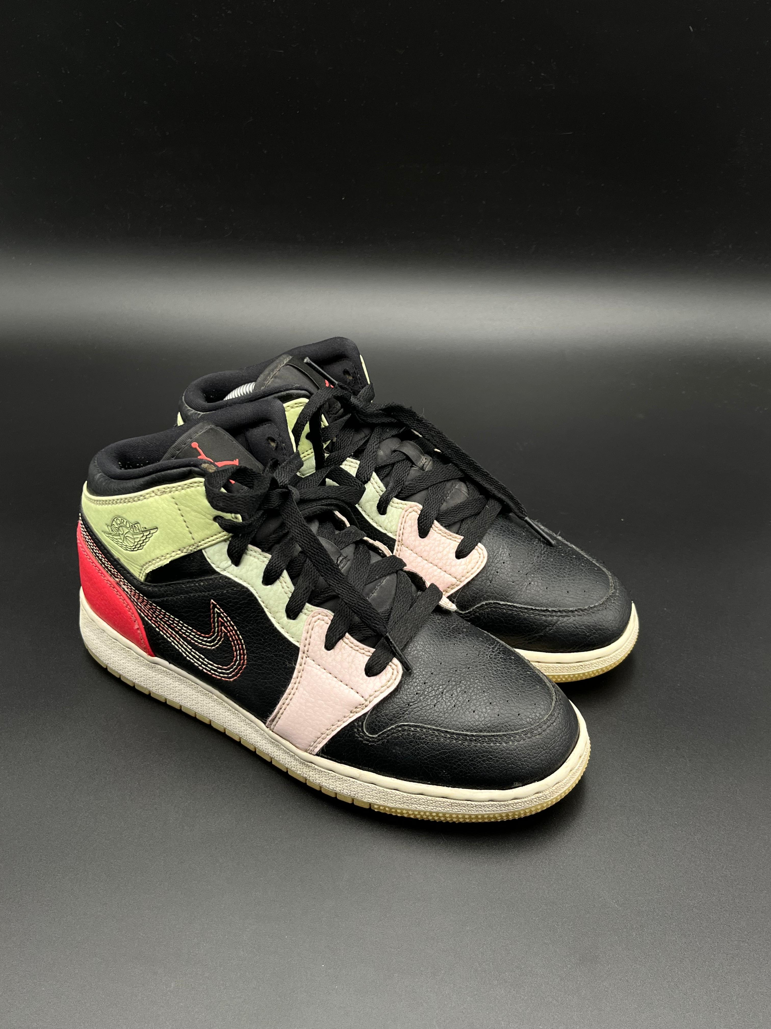 Nike Air Jordan 1 Mid SE Glow In The Dark - 40