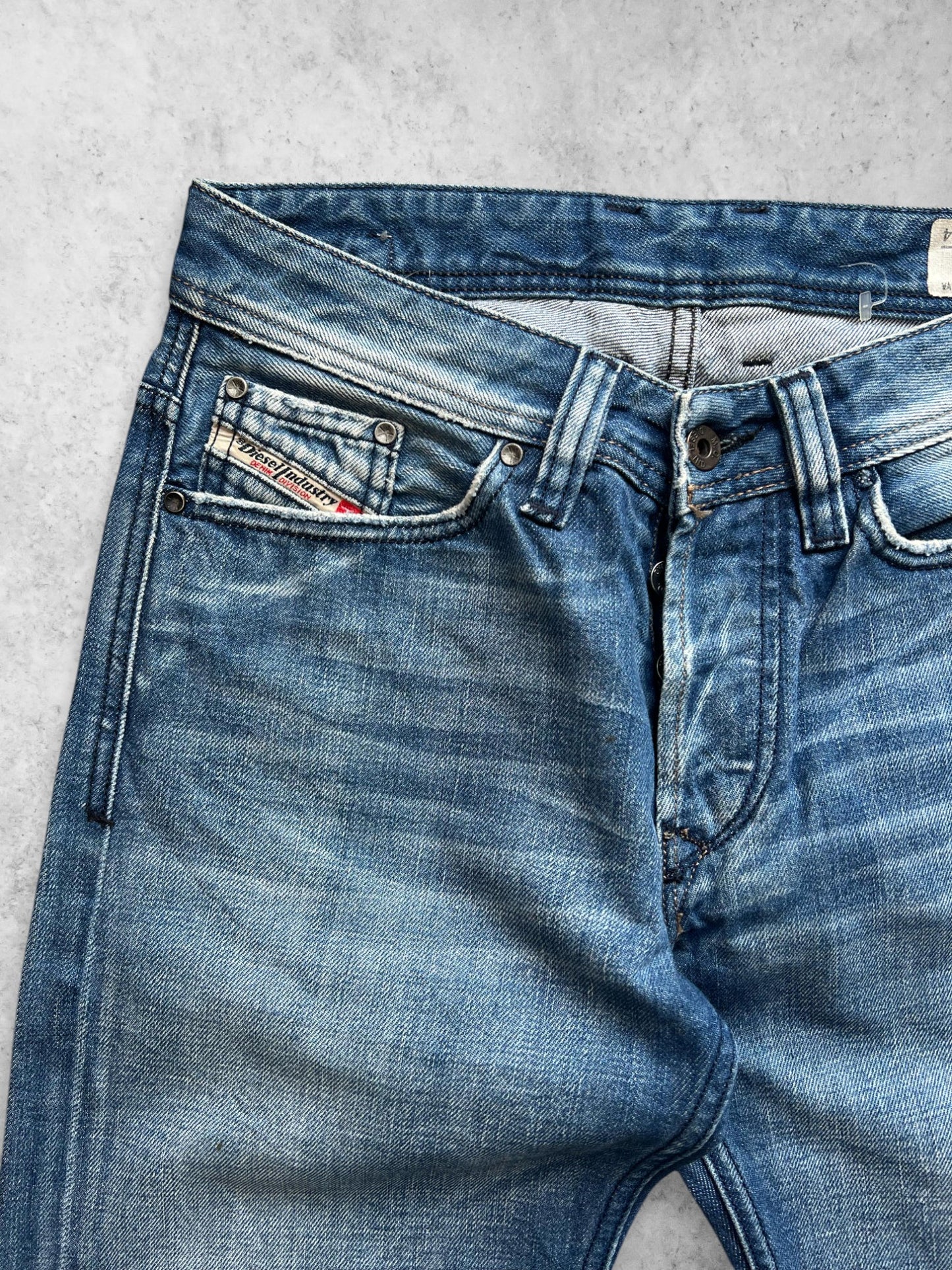 DIESEL VIKER STRAIGHT FIT DENIM PANTS