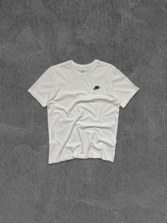 Nike Basic Logo Tee
