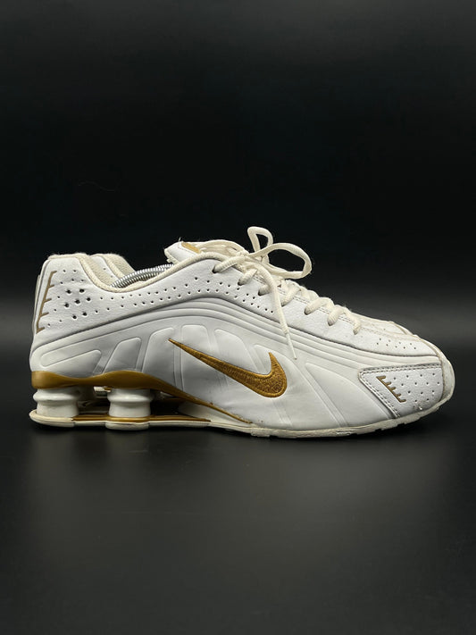 NIKE SHOX WHITE GOLD
