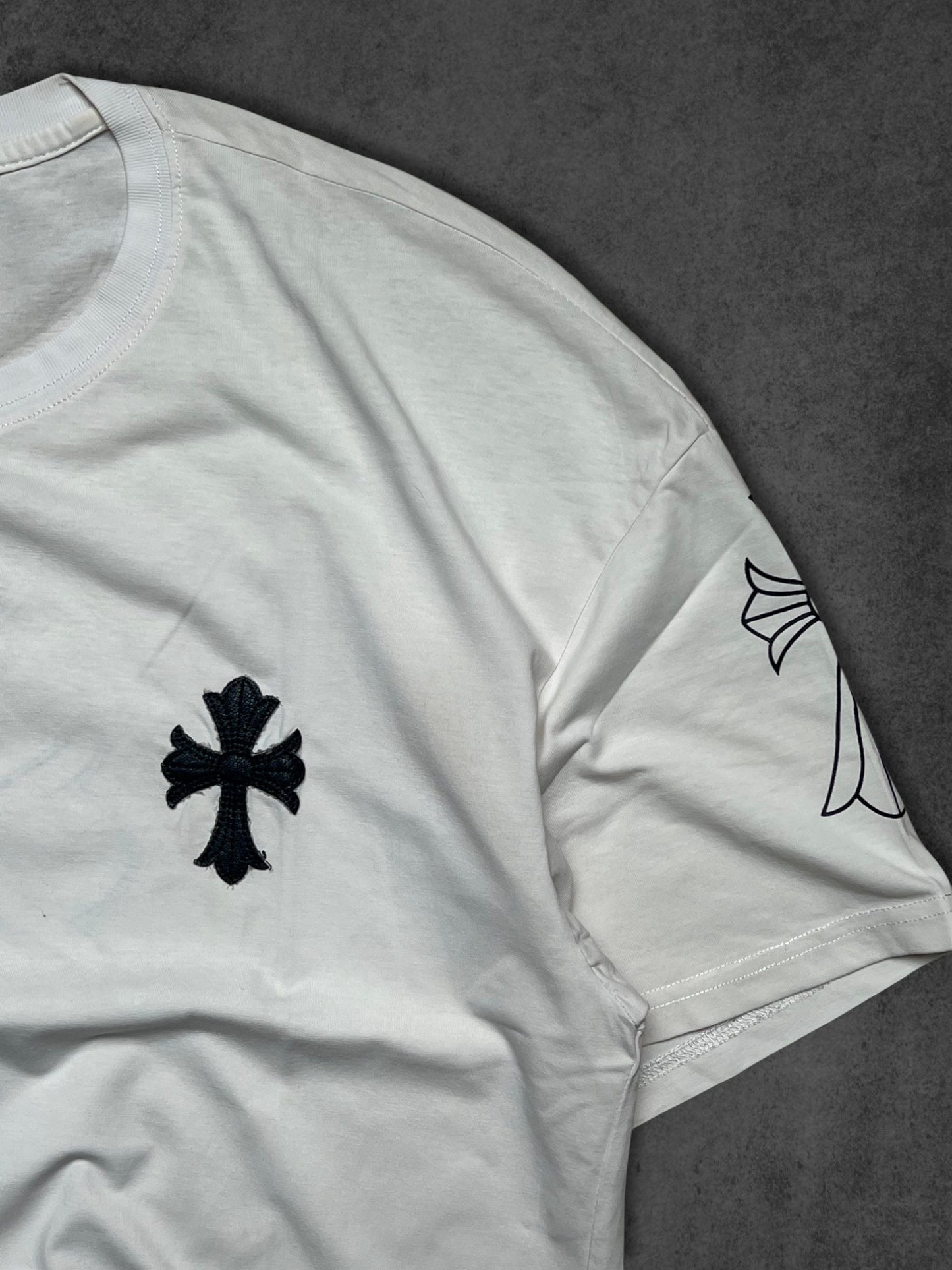 CHROME HEARTS LEATHER PATCHES GRAPHIC Tee