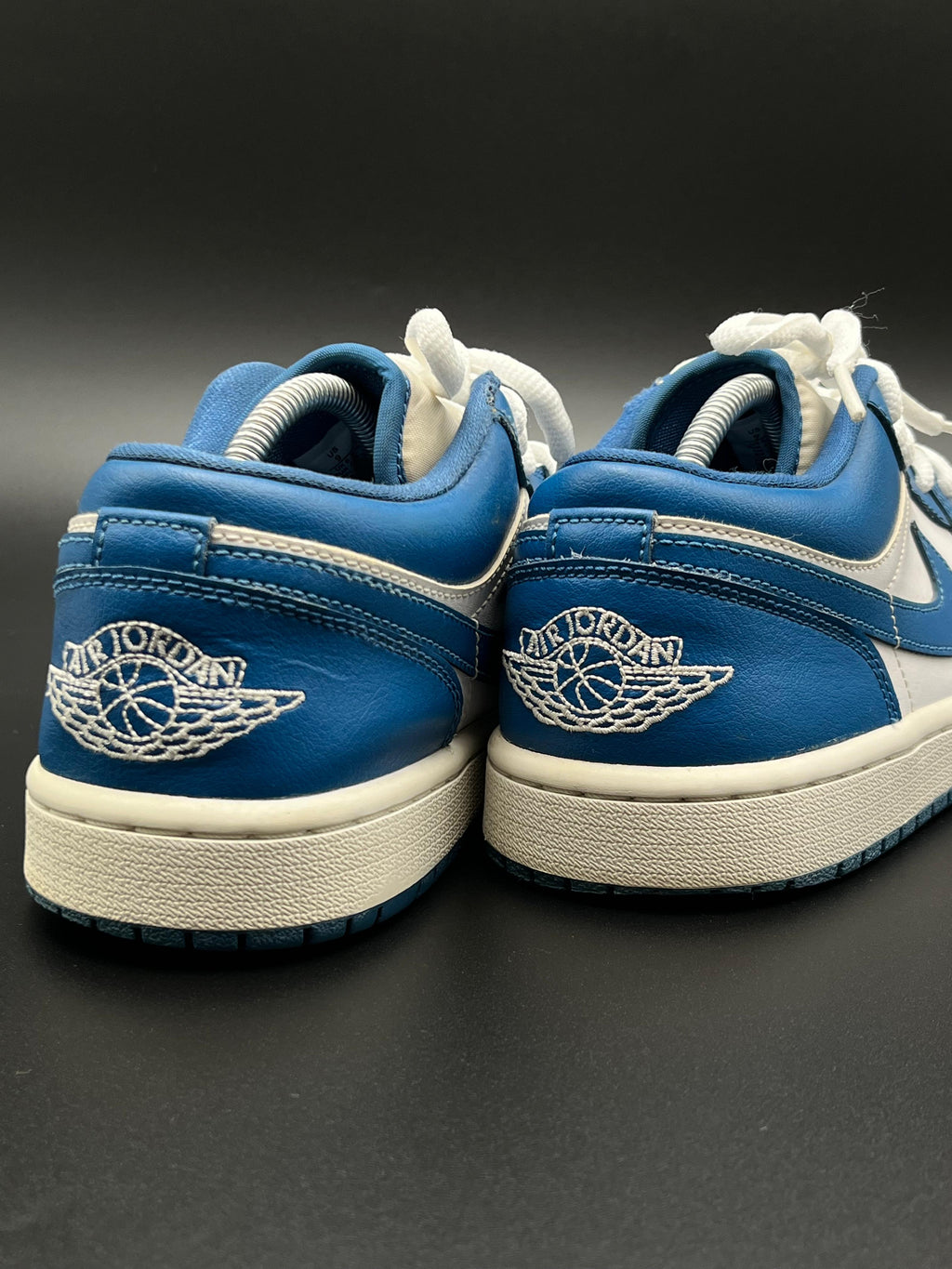 AIR JORDANS LOW MARINE BLUE - 40.5