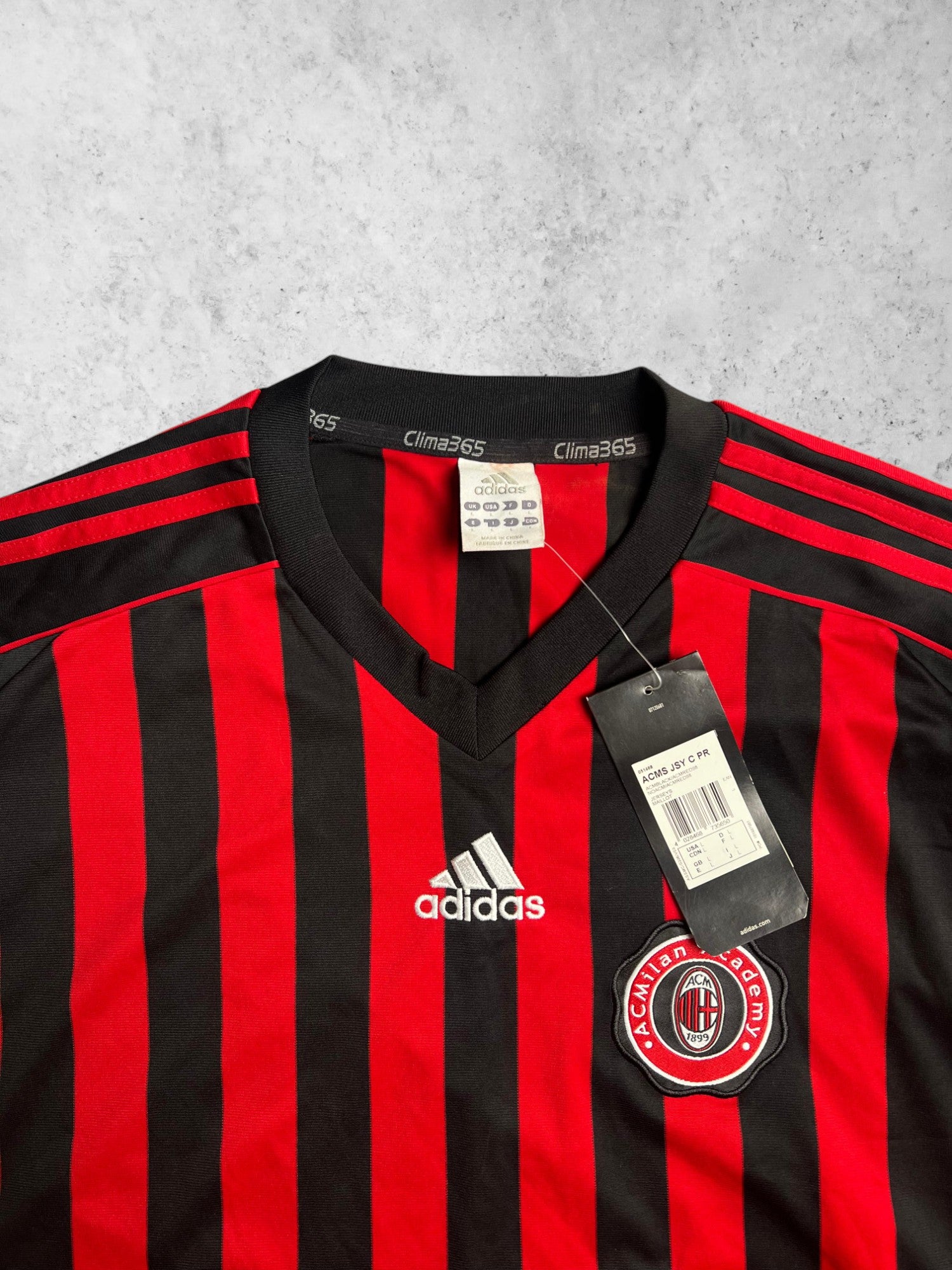 AC MILAN JERSEY TAGGED & BRAND NEW