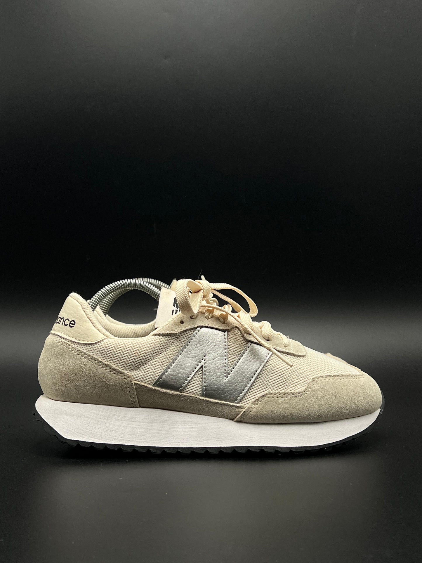 NEW BALANCE 237