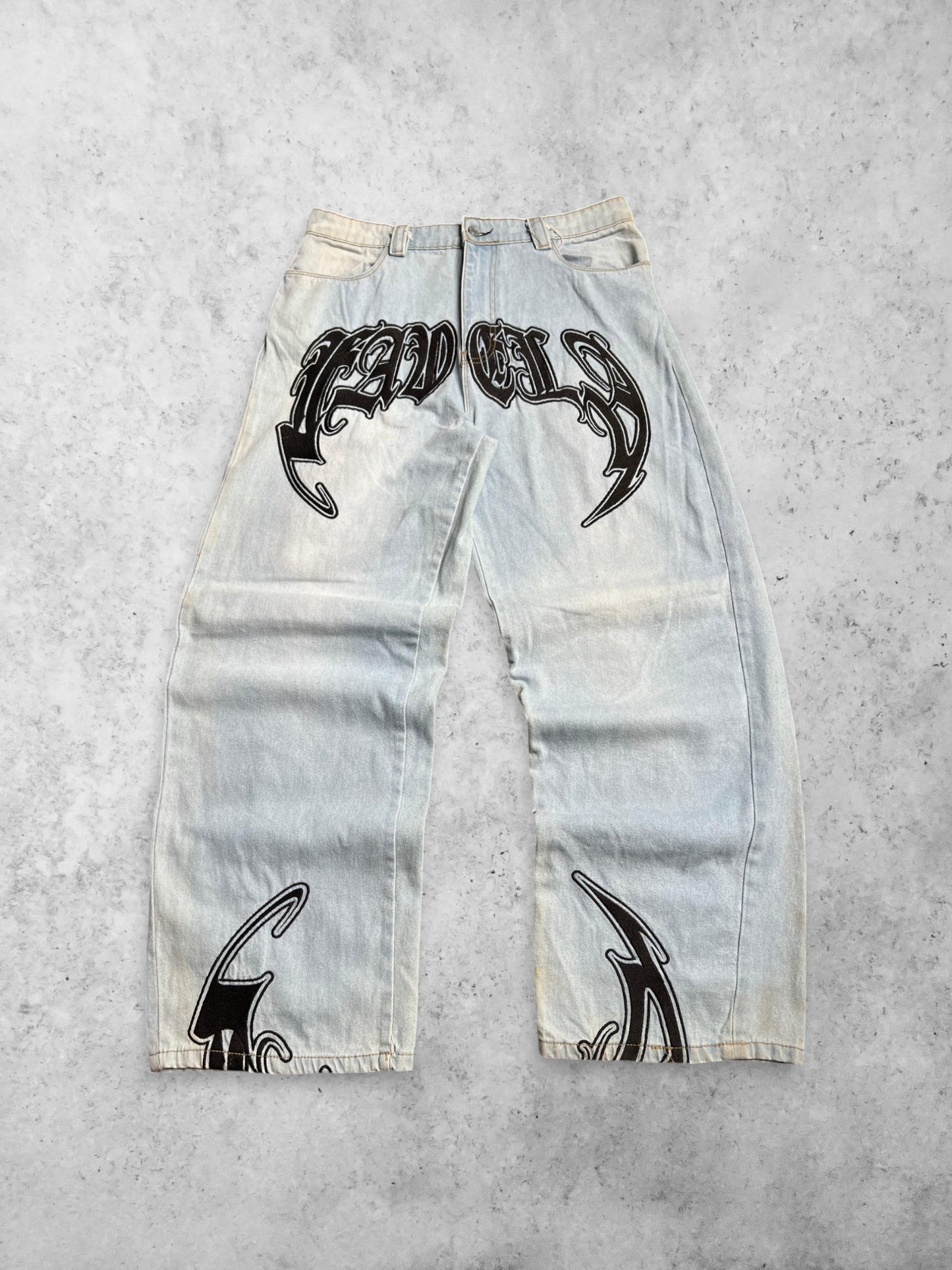 BOOHOOMAN PATCHED SUPER BAGGY JEANS