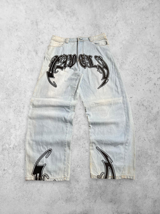 BOOHOOMAN PATCHED SUPER BAGGY JEANS