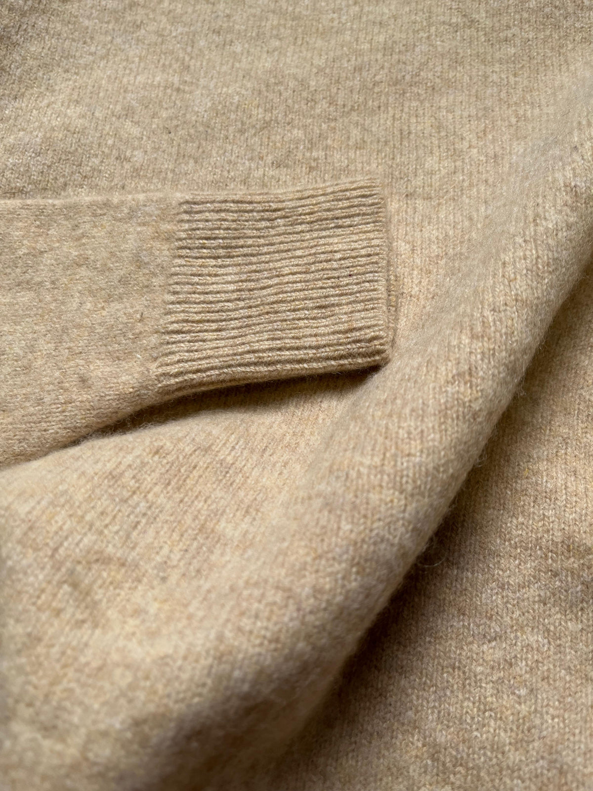 Uniqlo Knitted Beige Sweater – Retro Rags