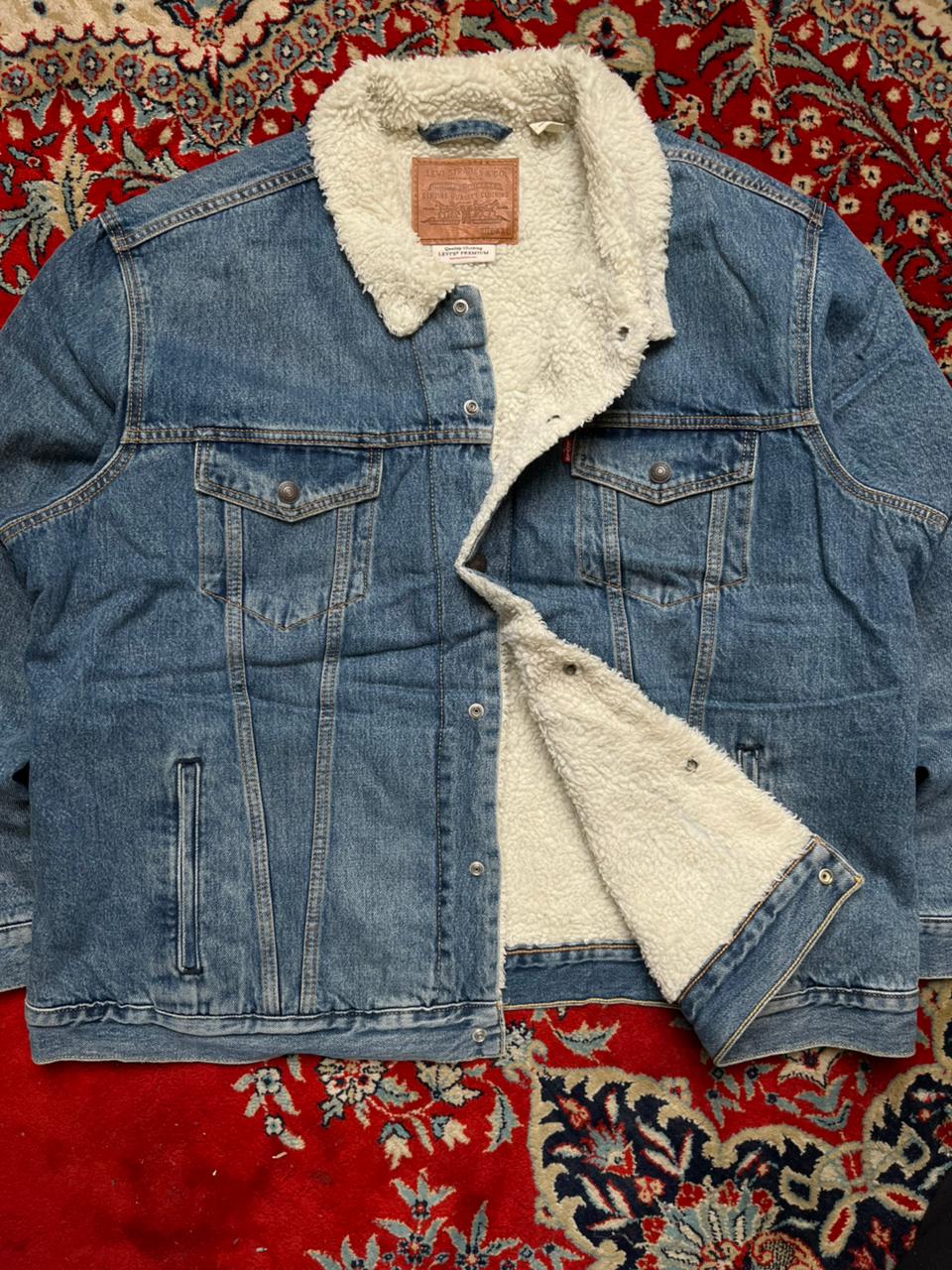 VINTAGE LEVI'S SHERPA DENIM JACKET