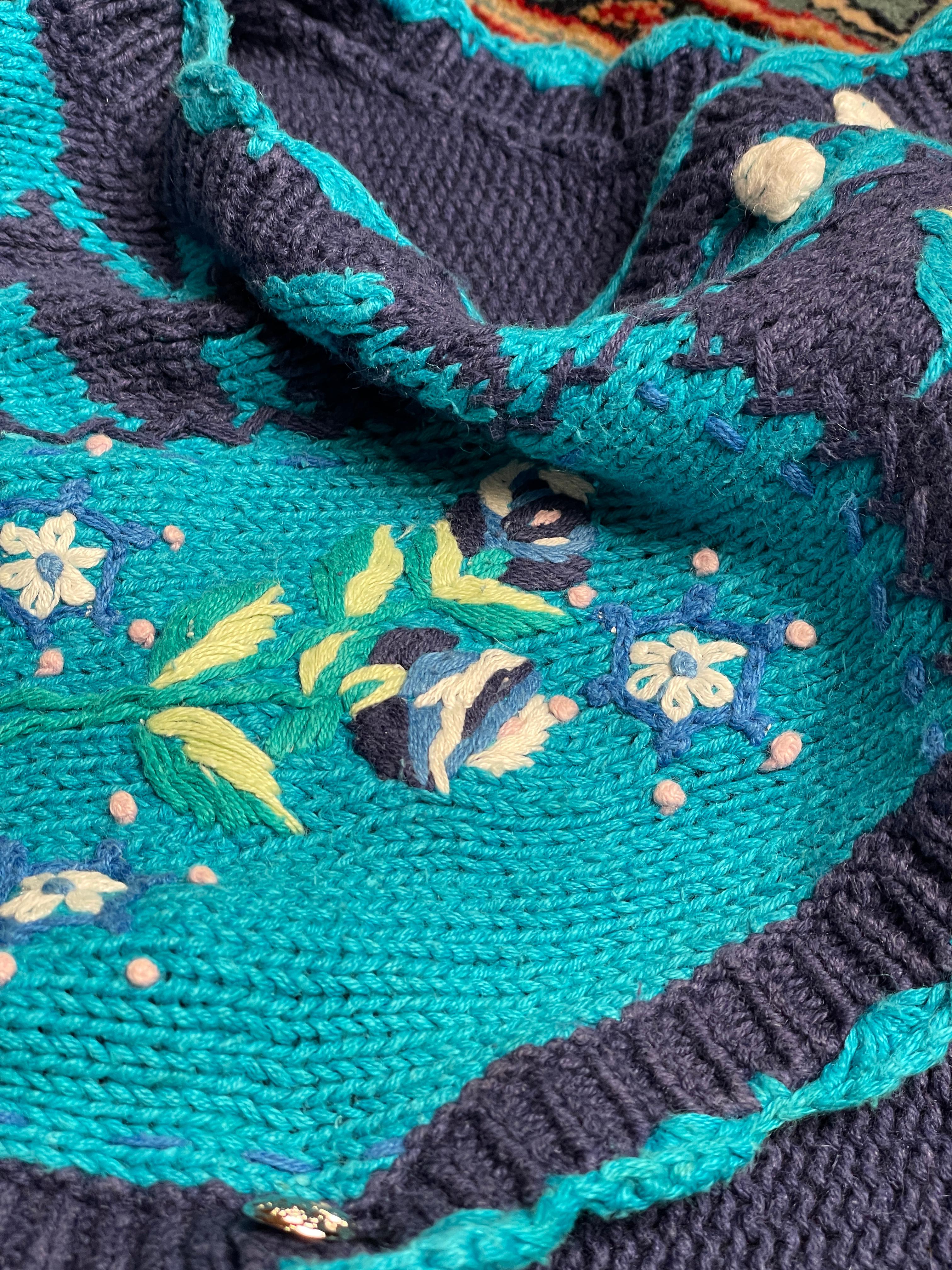 Koret city Knitted sleeveless sweater