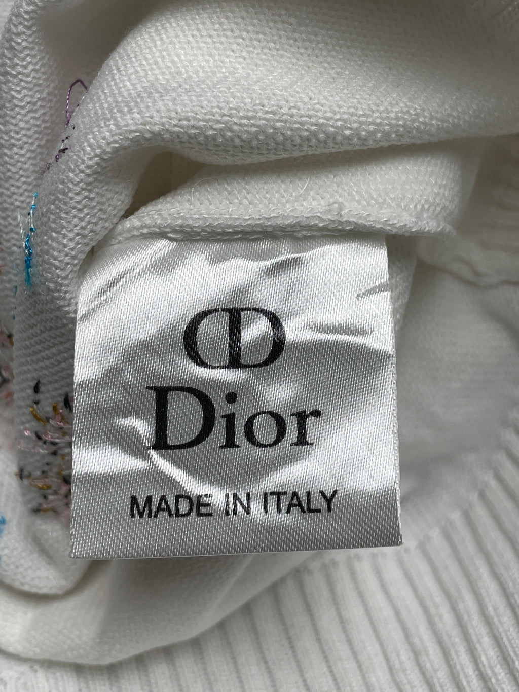 Vintage Embroidered sleeveless sweater