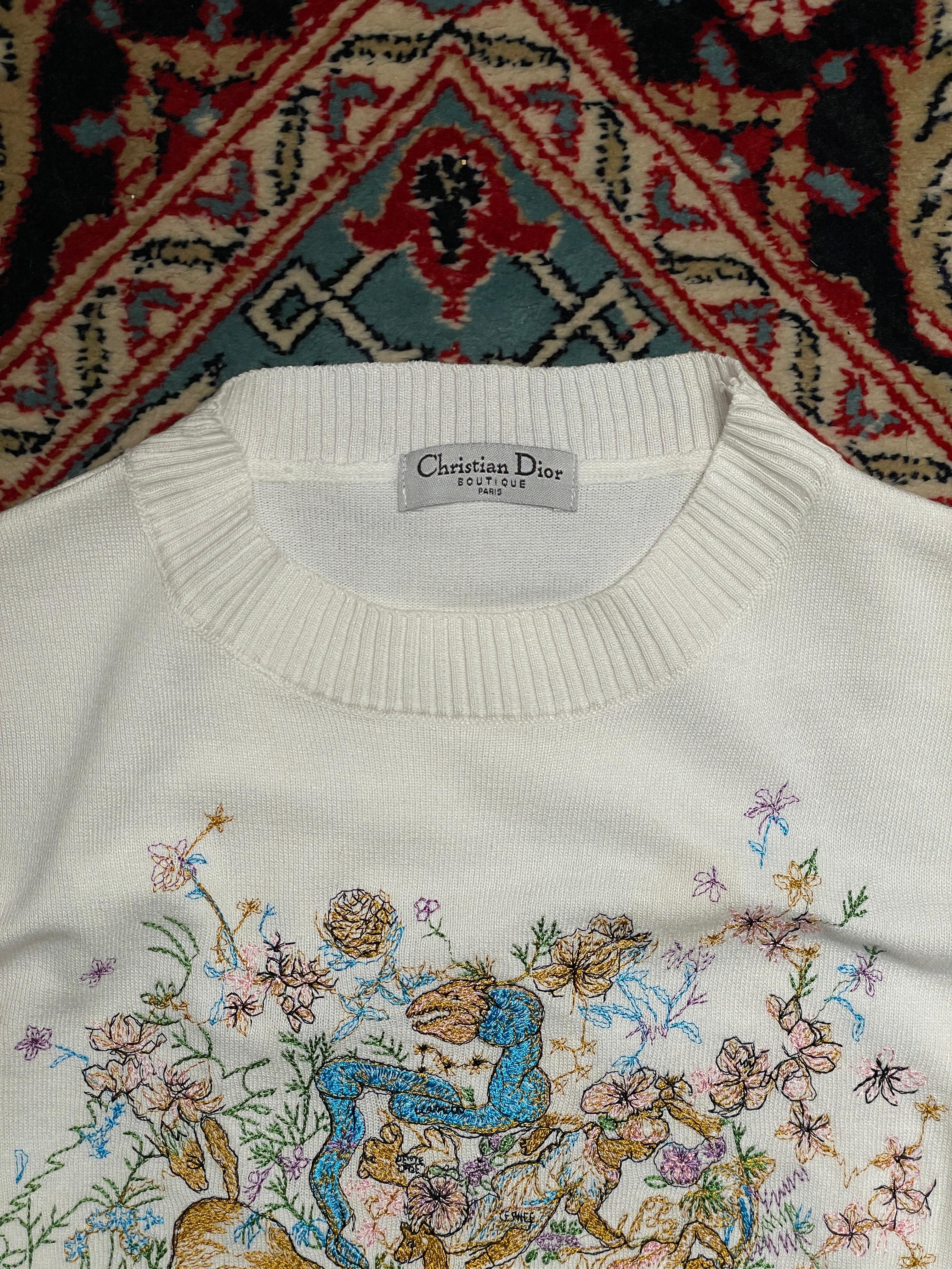 Vintage Embroidered sleeveless sweater
