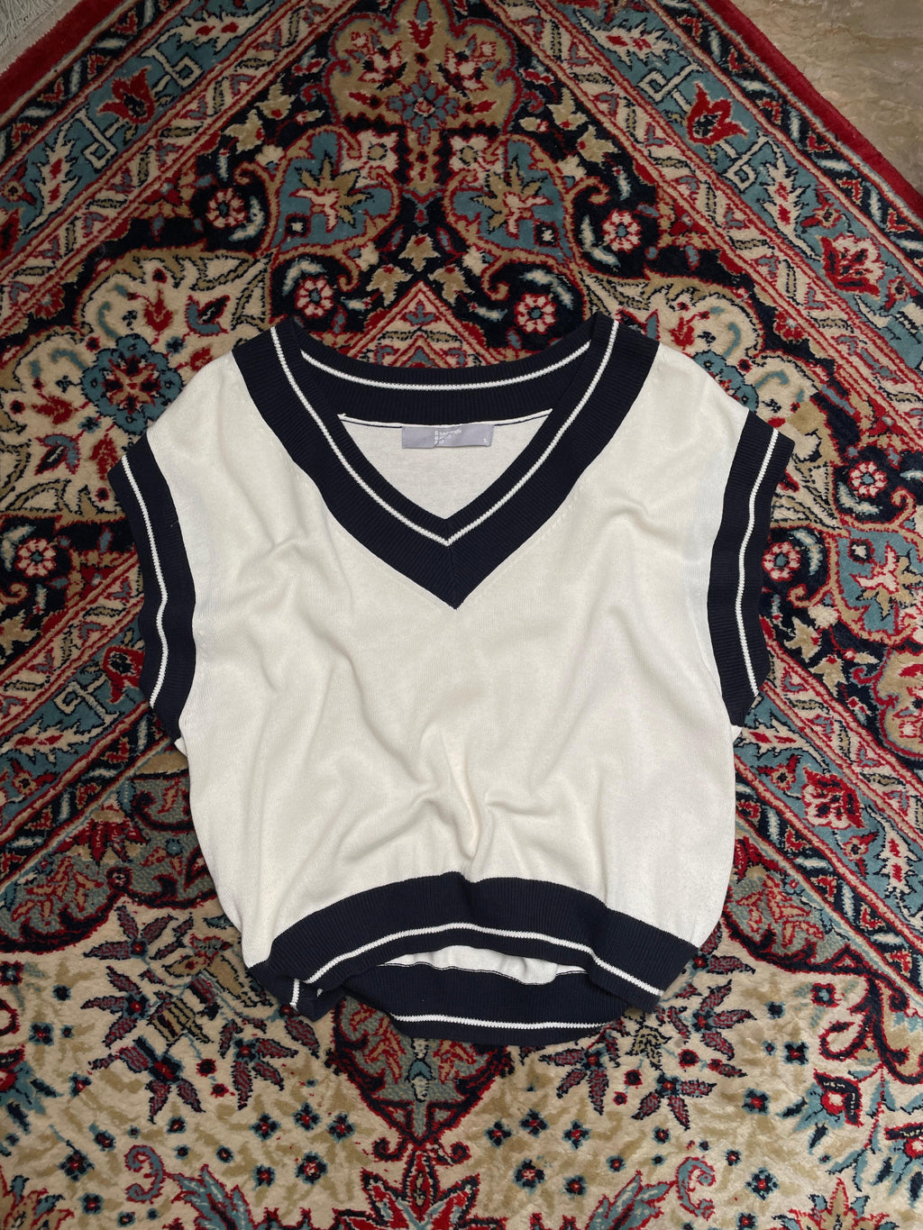 8 seconds sleeveless knitted sweater 