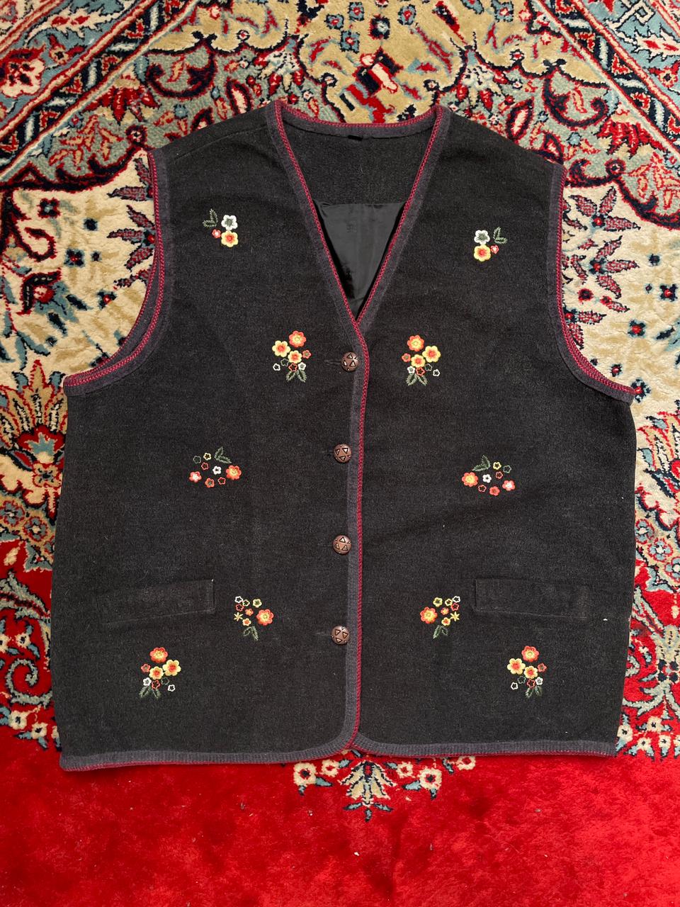 Vintage Black Wool Floral Embroidered Vest – Retro Rags