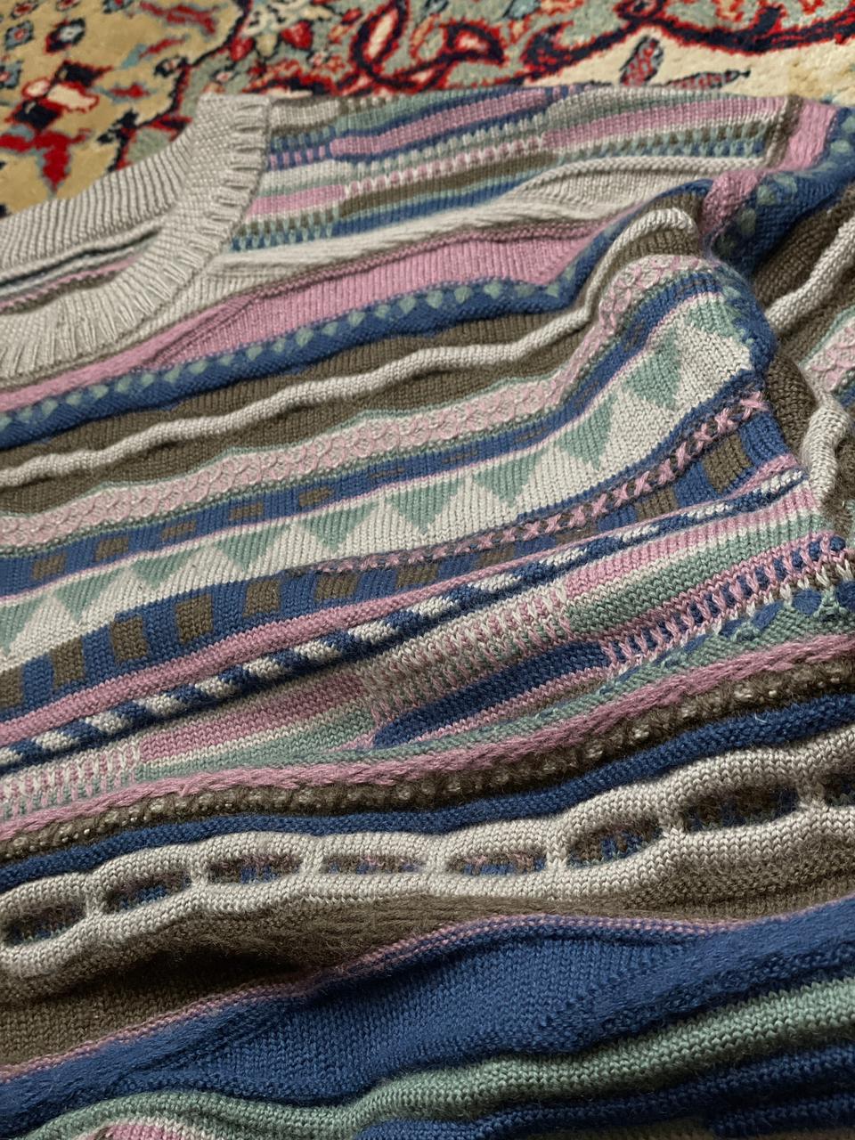 VINTAGE Knitted WOOL Sweater