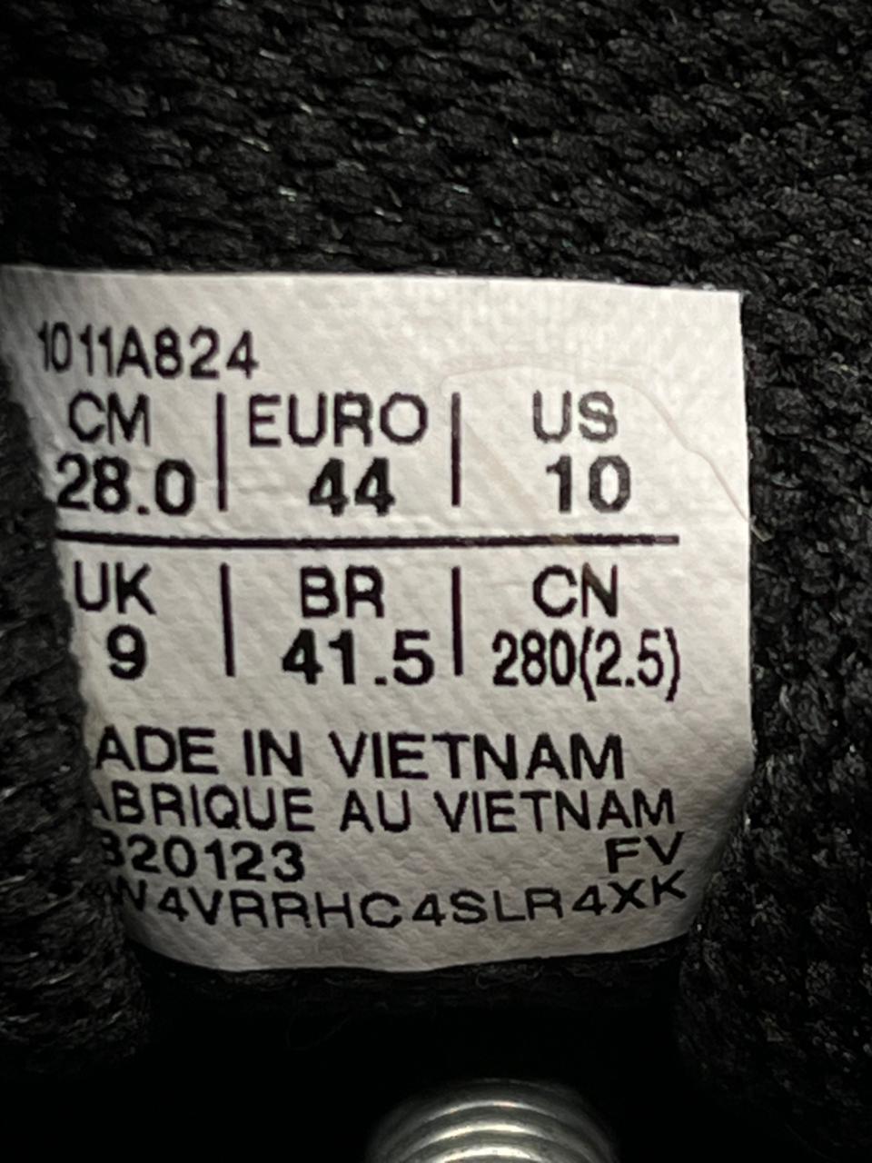 ASICS GEL-VENTURE 8 BLACK/WHITE