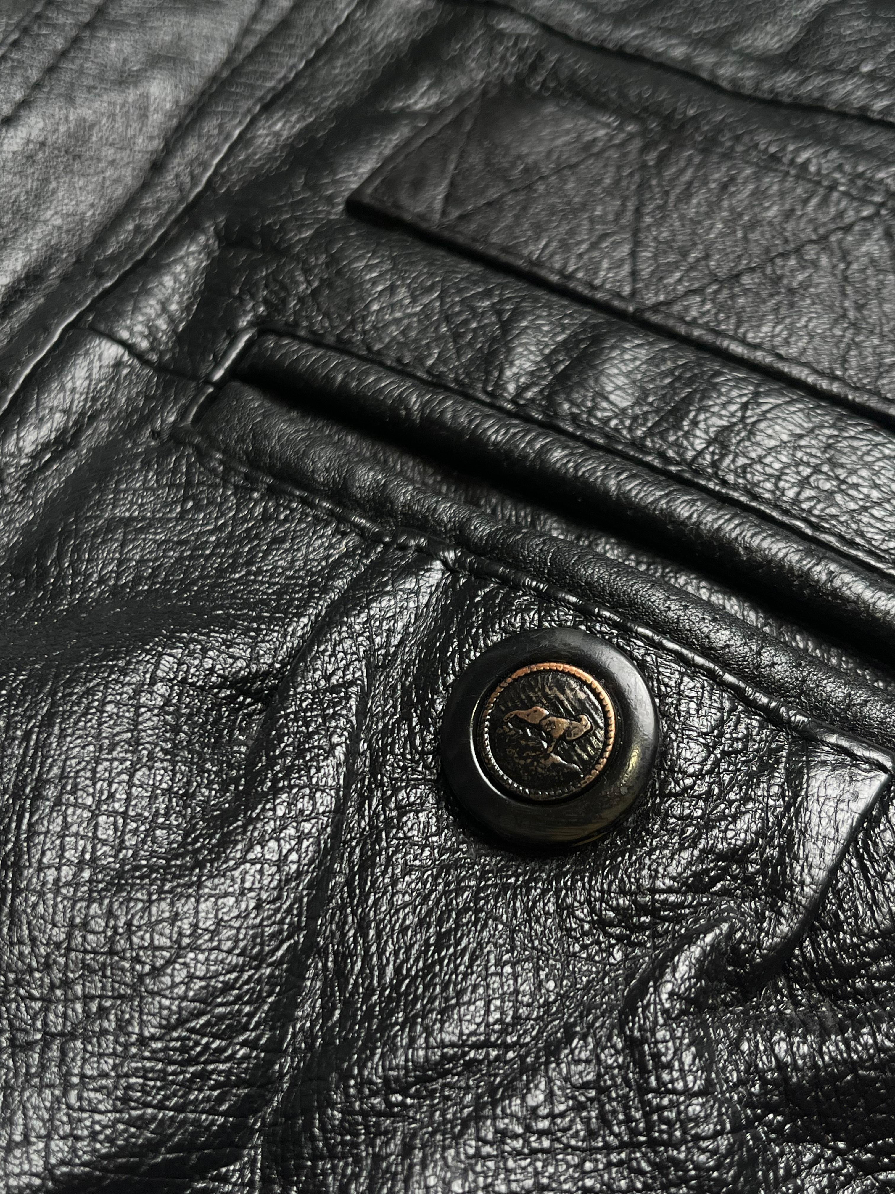 Vintage Black Genuine Leather Bomber Jacket with Patterned Lining