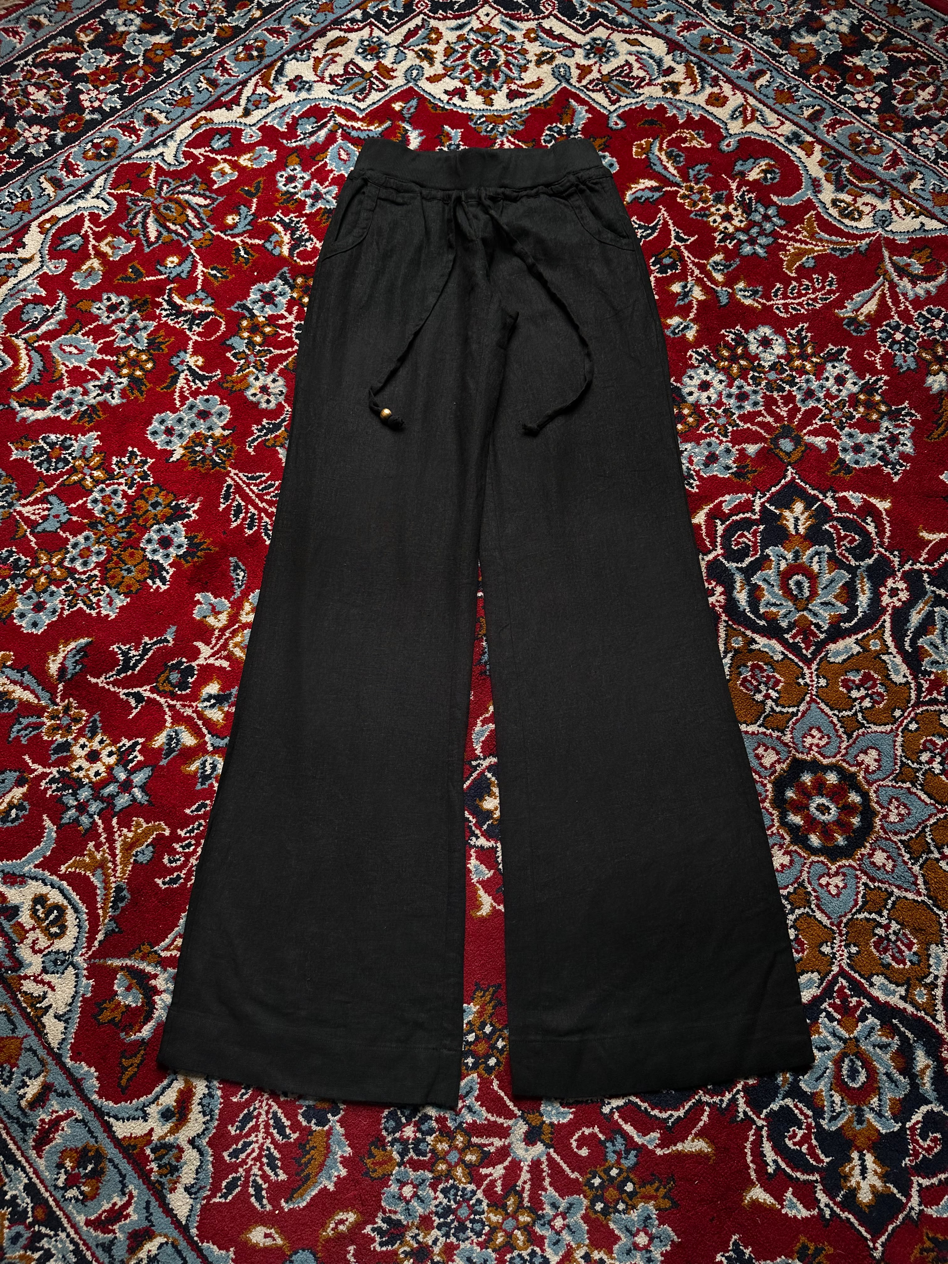 Dorosi Women Black Linen Wide Fit Trousers - 24