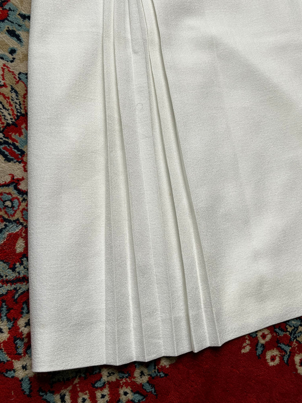 Vintage Hirota Japan White Pleated Side Button Textured SKIRT - 32