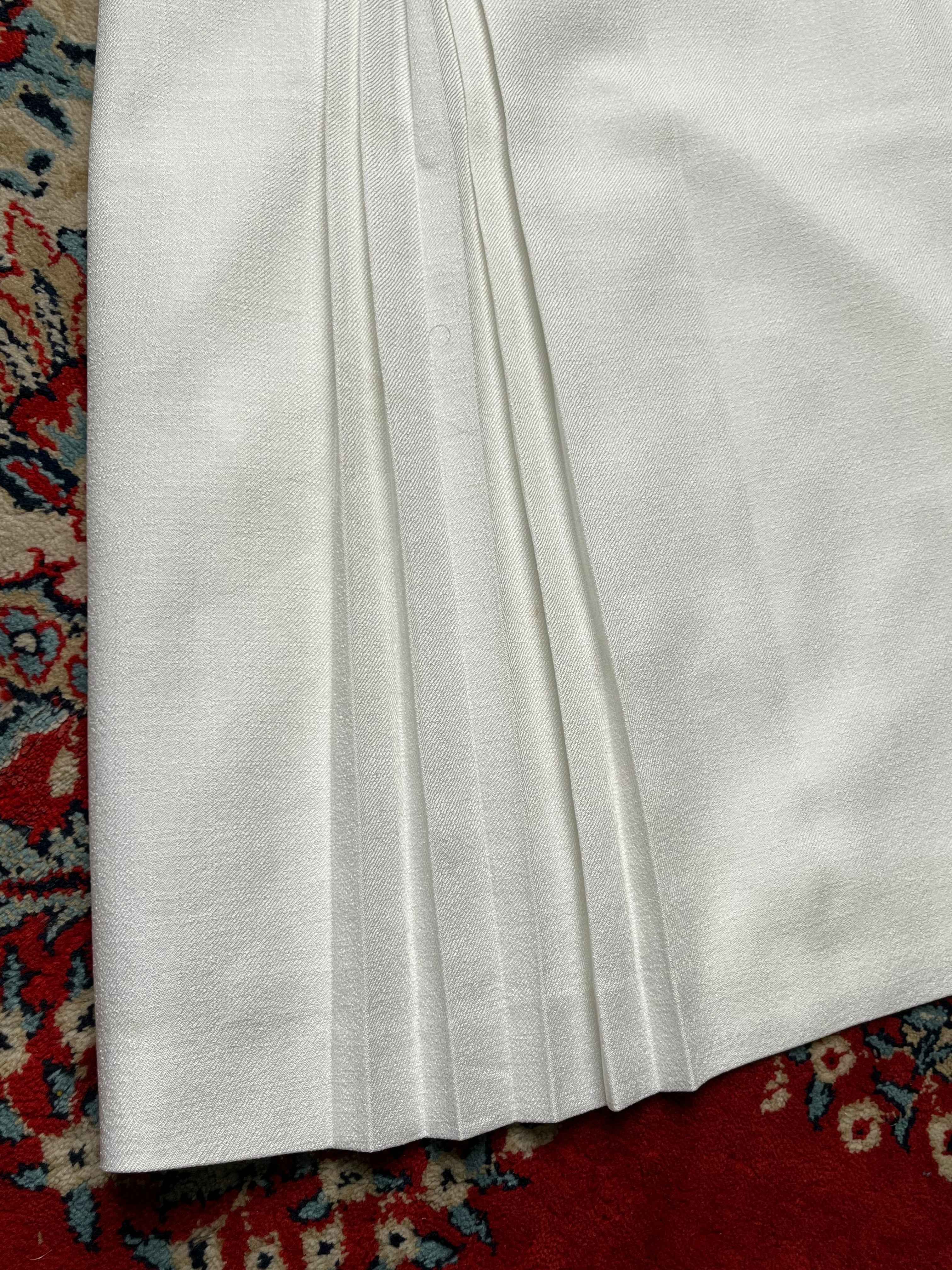 Vintage Hirota Japan White Pleated Side Button Textured SKIRT - 32