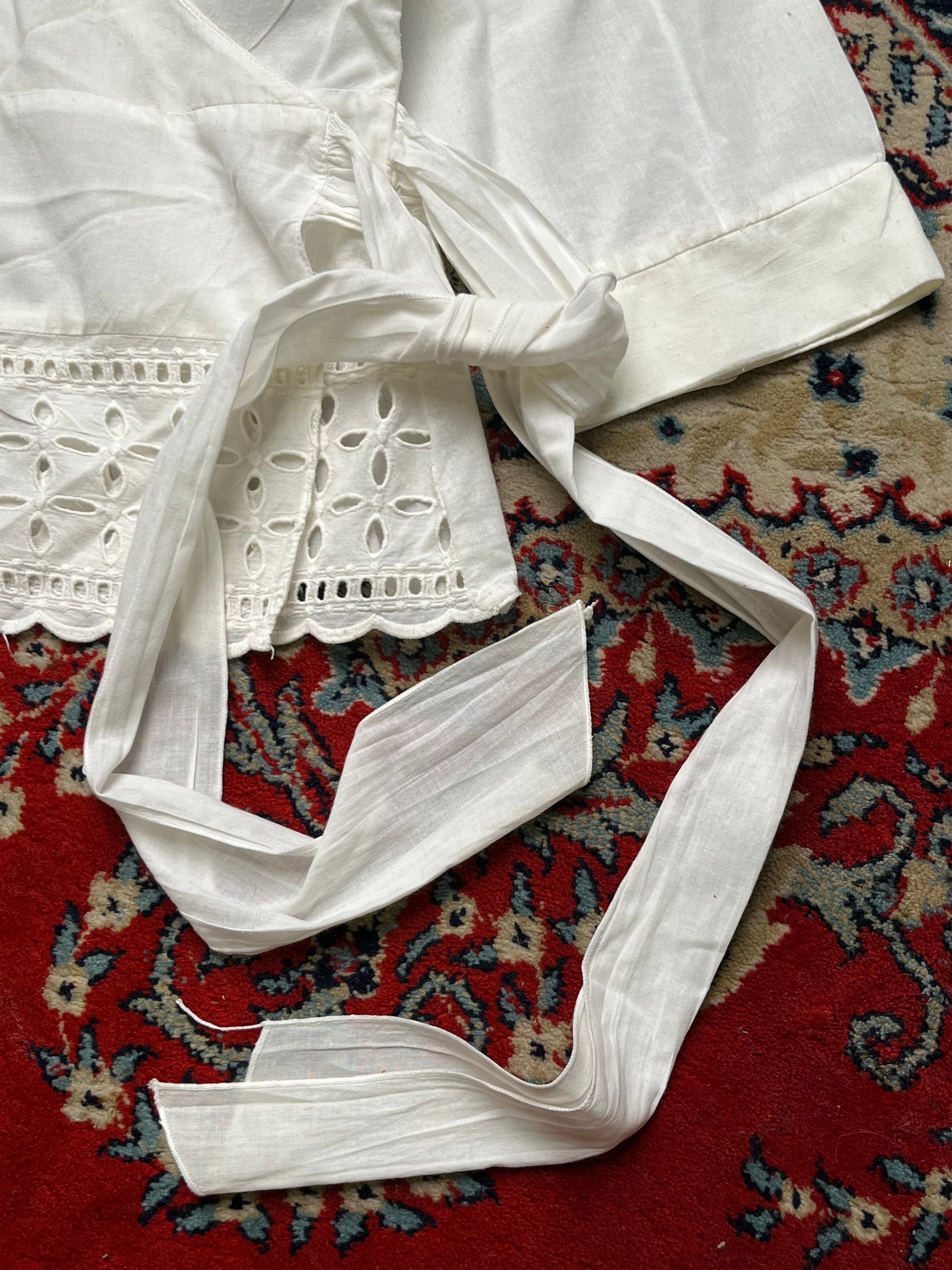 RSL Women White Cotton Eyelet Lace Blouse - XL