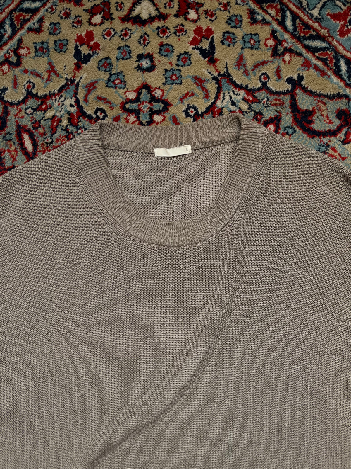 GU Beige Heathered Crewneck Sleeveless Knit Sweater - M