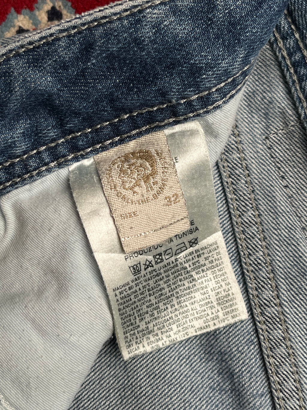 Diesel Larkee Regular Straight FIT Light WashED Distressed JEANS - 34