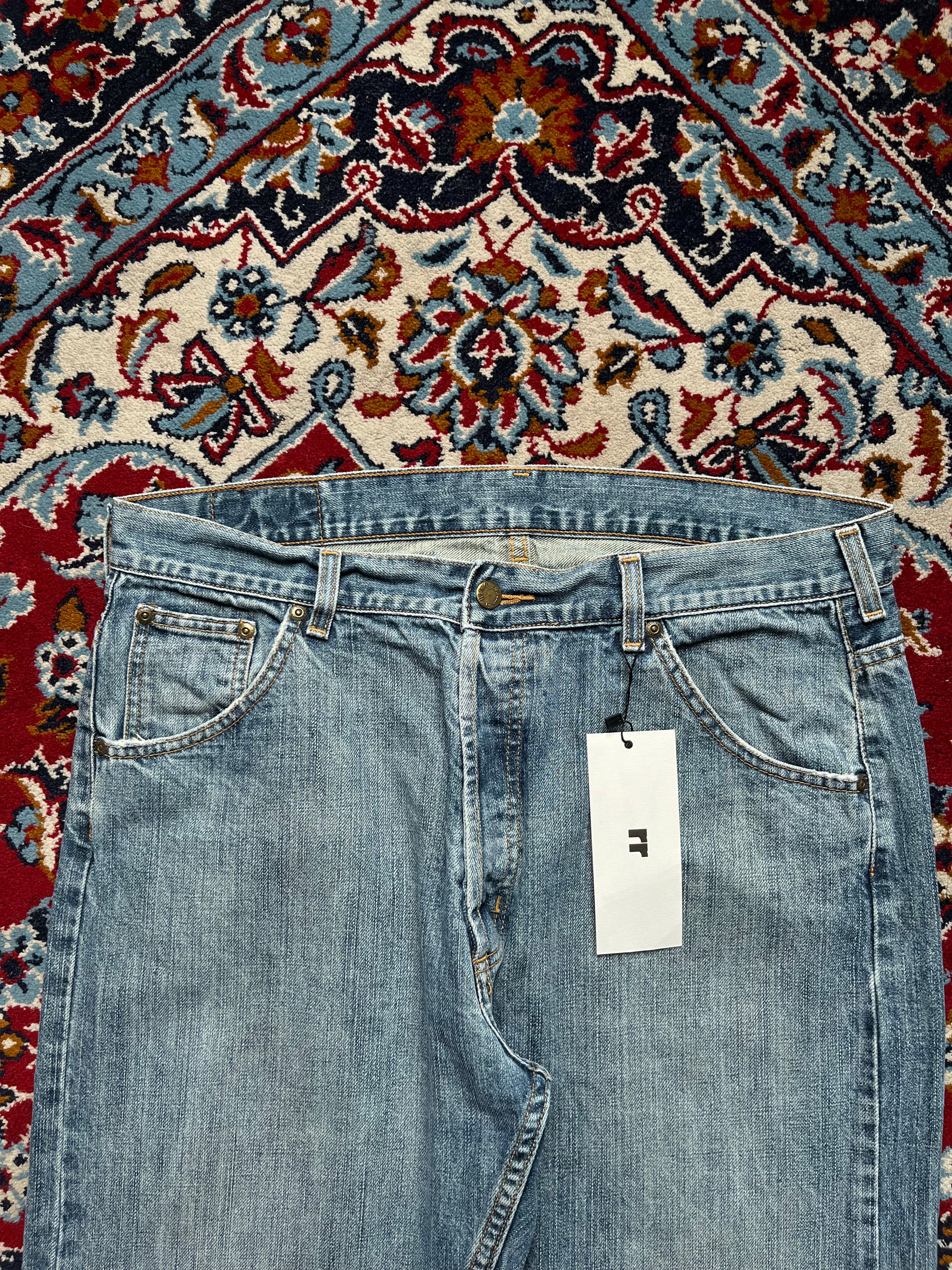 Wrangler Hero Light WashED Bootcut Casual JEANS - 34