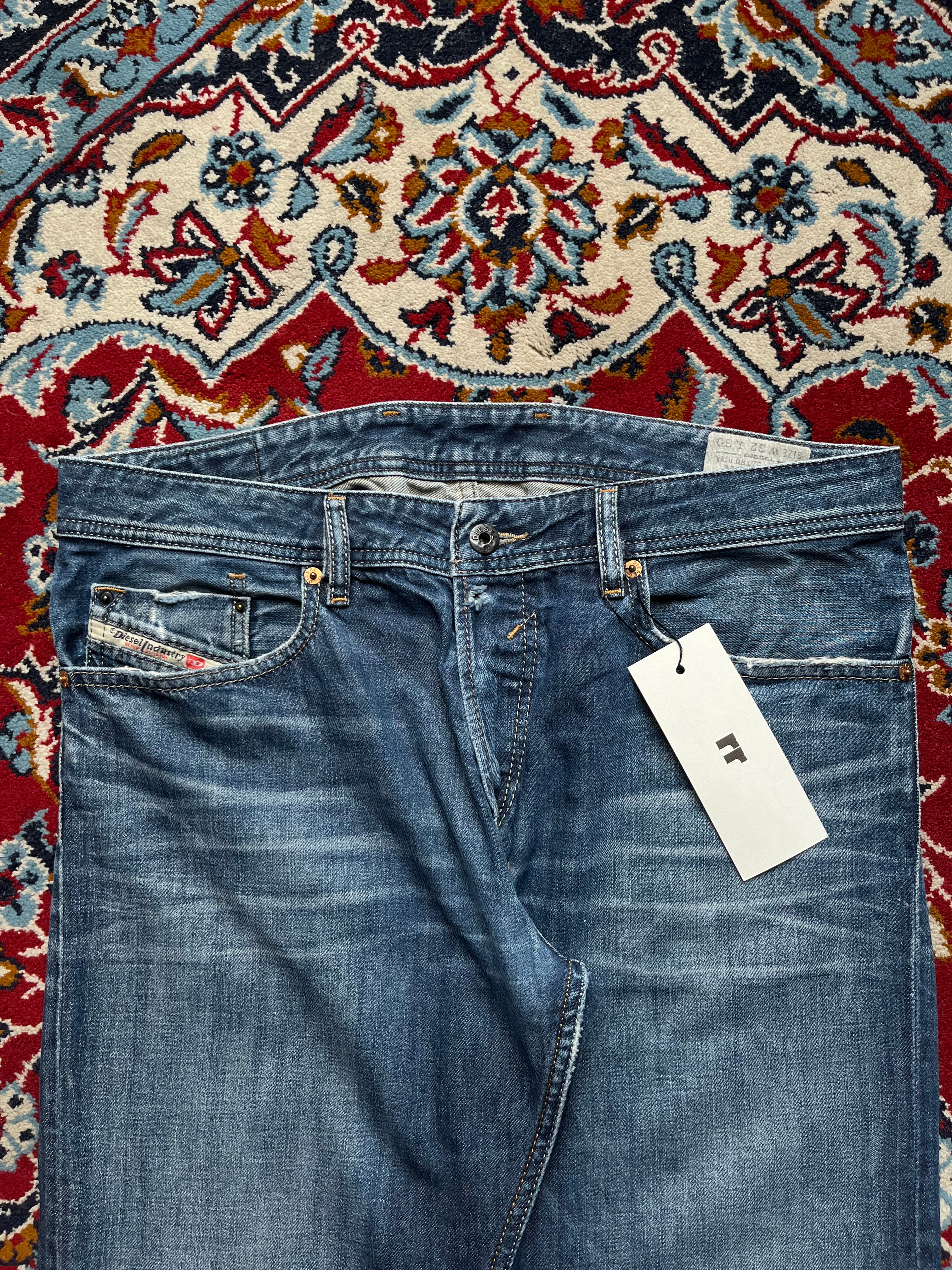 Diesel Industry Waykee Straight FIT WashED JEANS - 34