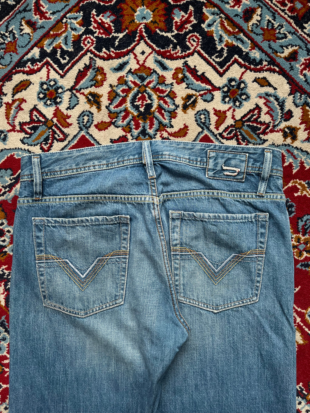Diesel Industry Medium WashED BOOTCUT JEANS - 32
