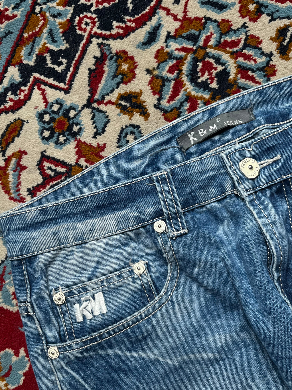 Kosmo Lupo K&M Distressed Embroidered Panther Graphic JEANS - 32