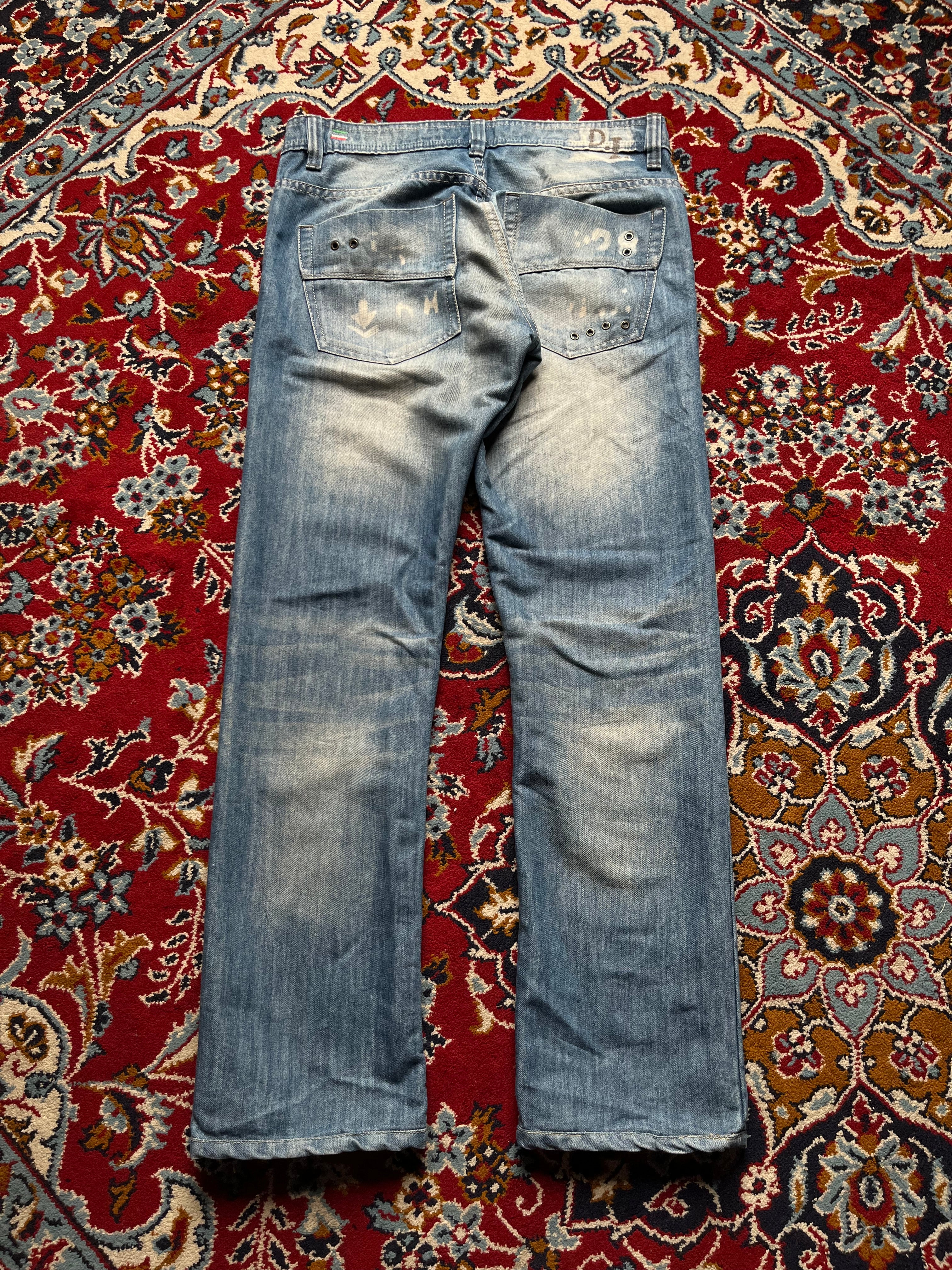 Diesel Safado Light WashED Distressed Slim Straight FIT JEANS - 32