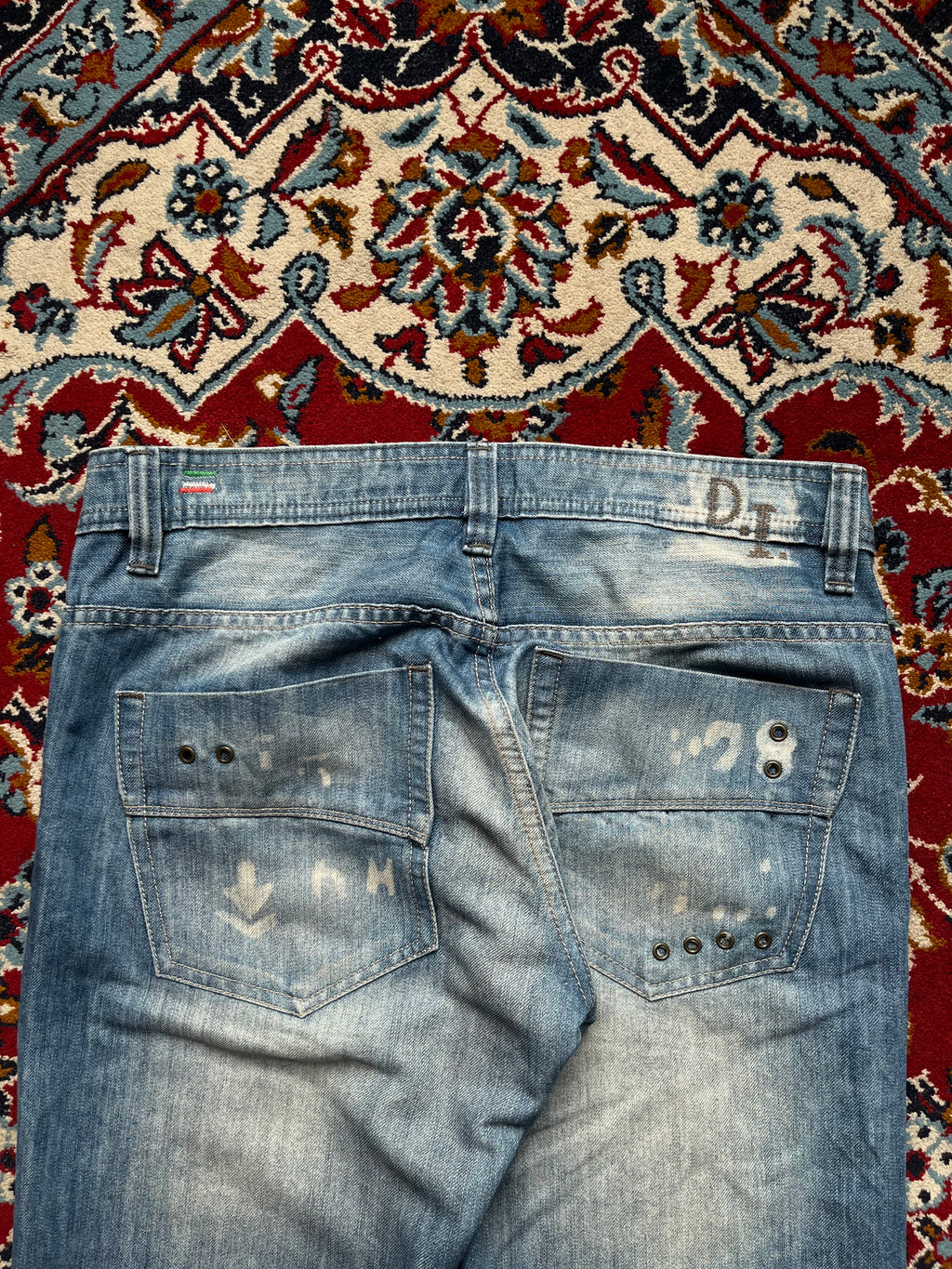 Diesel Safado Light WashED Distressed Slim Straight FIT JEANS - 32