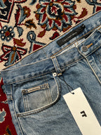 Calvin Klein Easy Fit Light WashED Straight FIT JEANS - 32