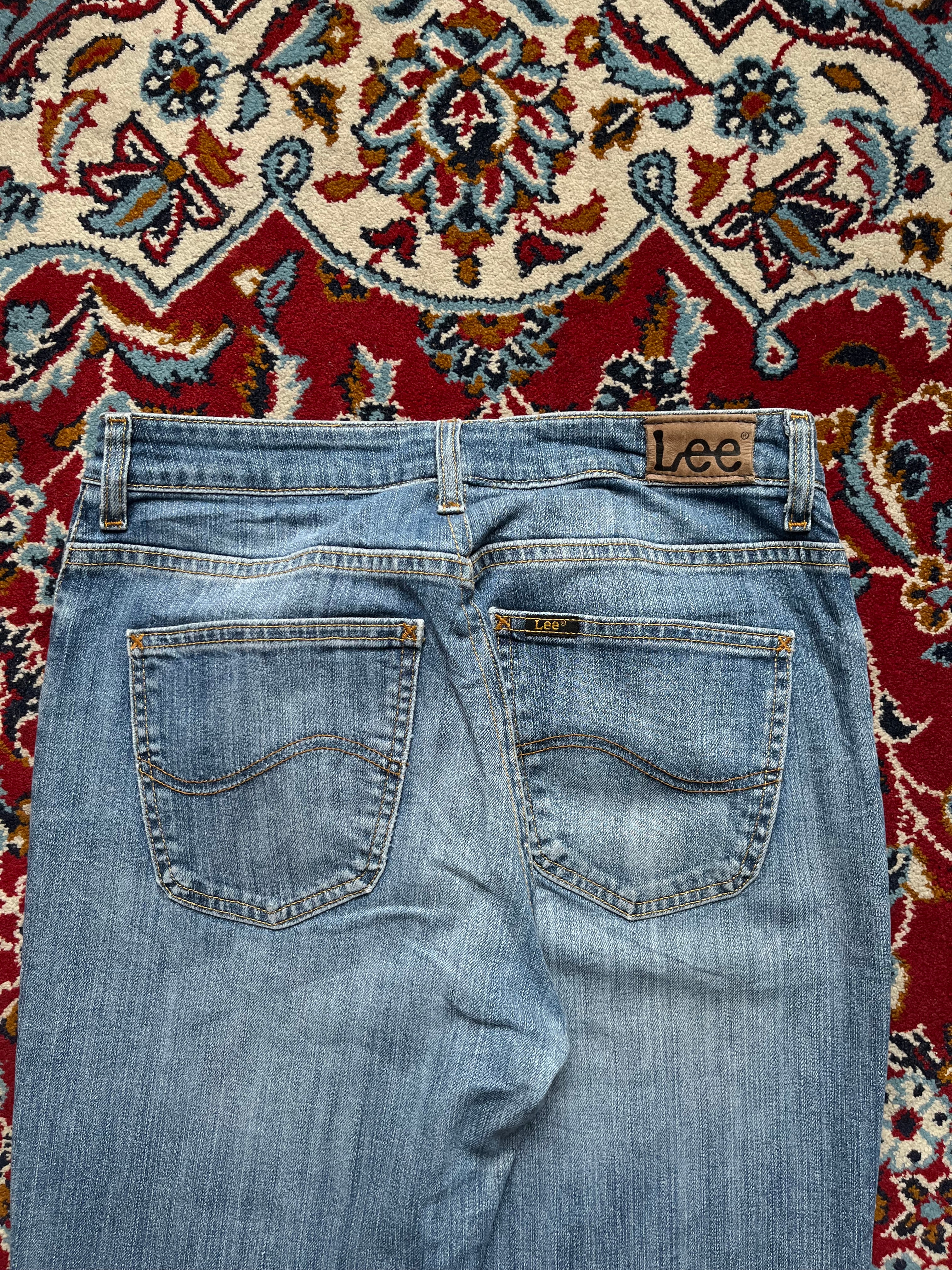 Lee Medium WashED Bootcut JEANS - 30