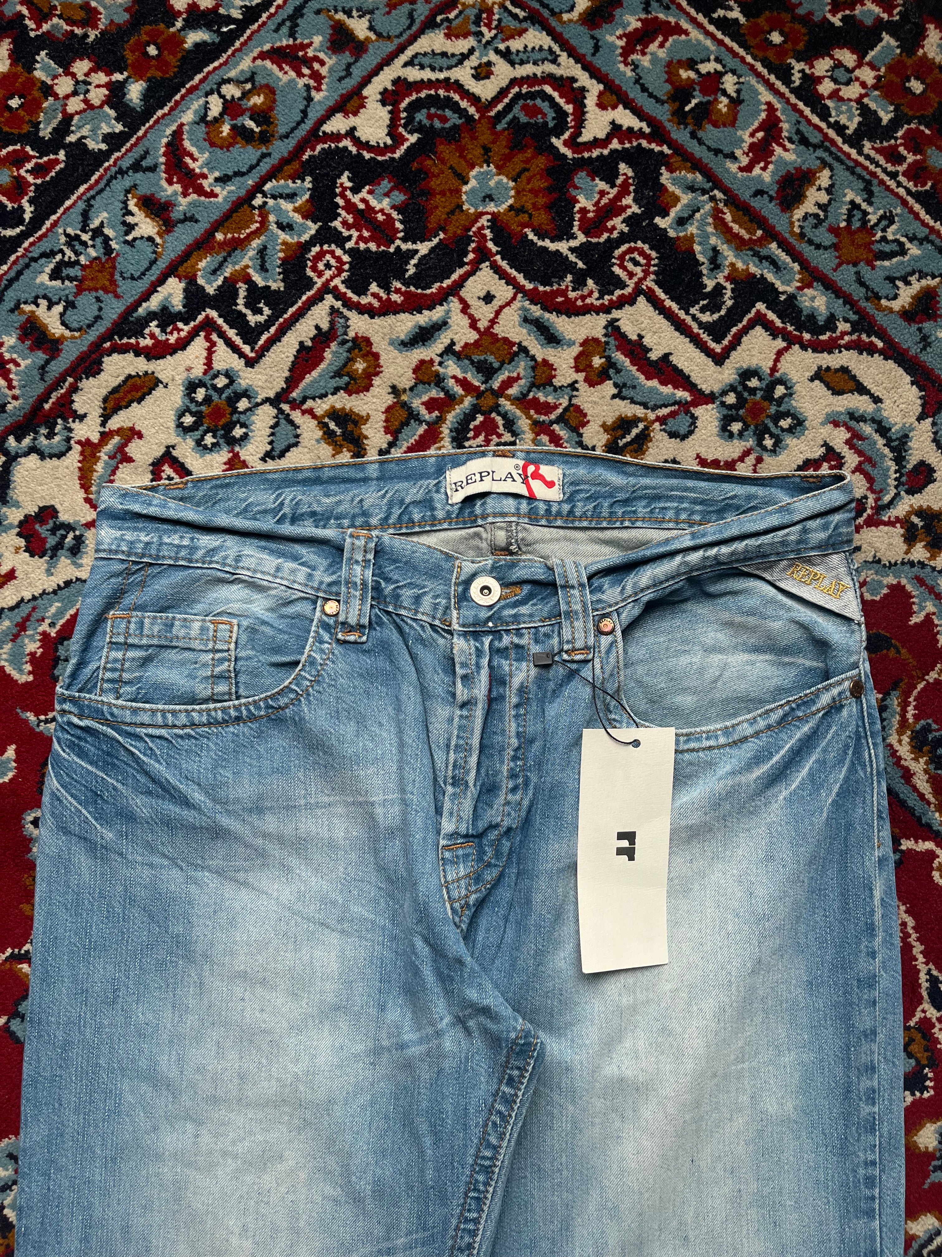 Vintage Replay Wide FIT Embroidered Spellout Light WashED JEANS - 32