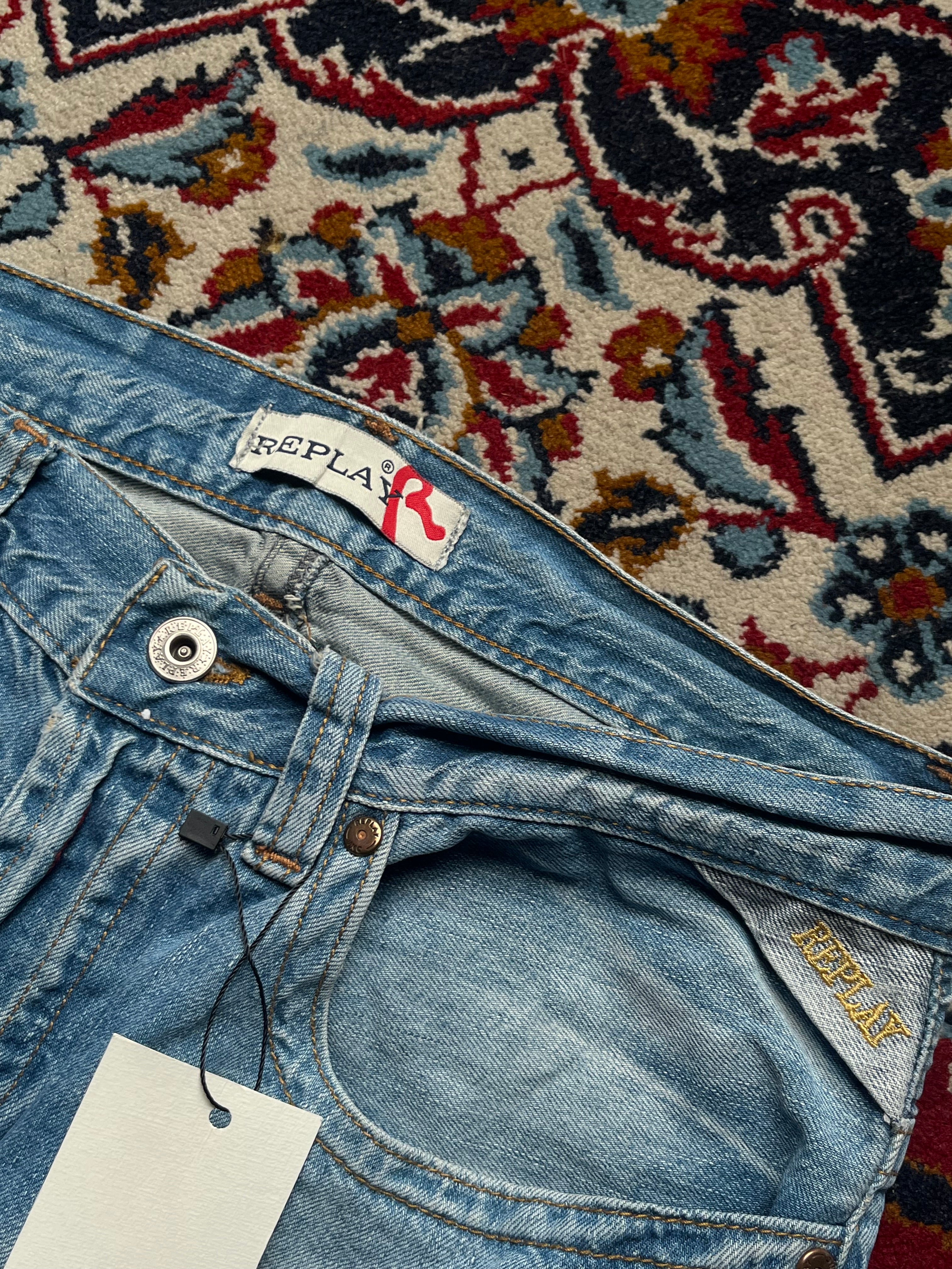 Vintage Replay Wide FIT Embroidered Spellout Light WashED JEANS - 32