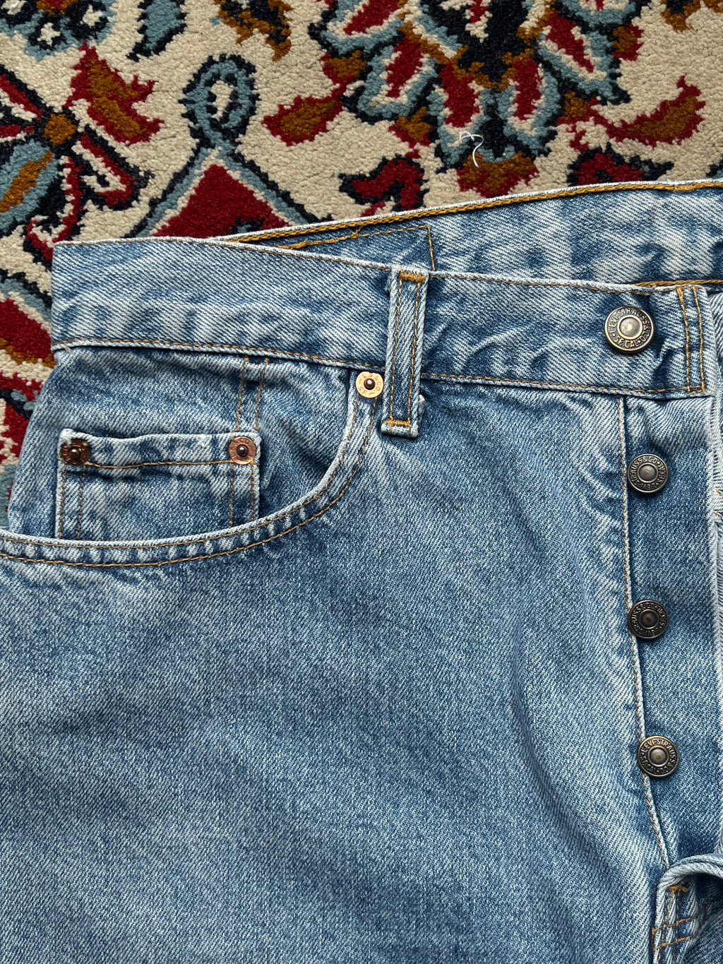 Vintage Levi's 614 Straight FIT Light WashED JEANS - 30