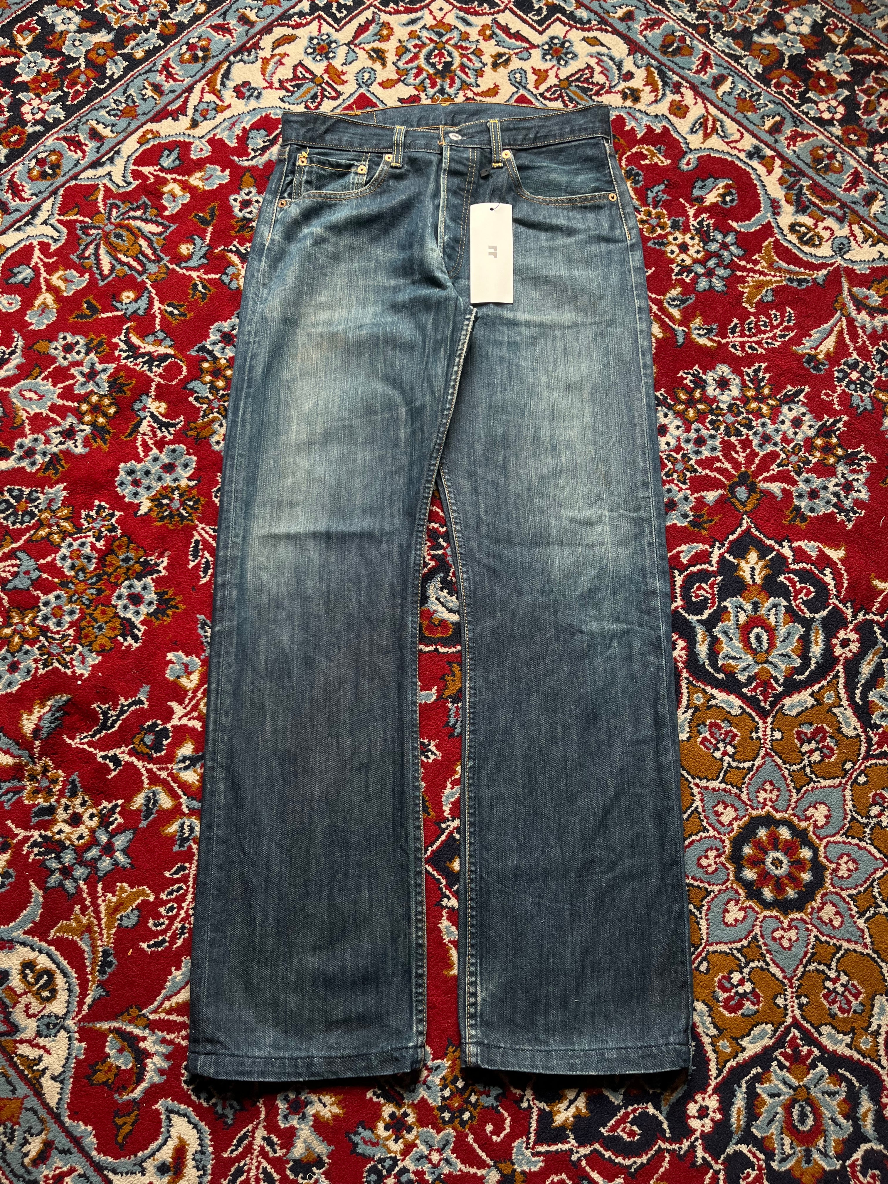 Vintage Levi's 501 Original Straight Fit Medium WashED Jeans - 30