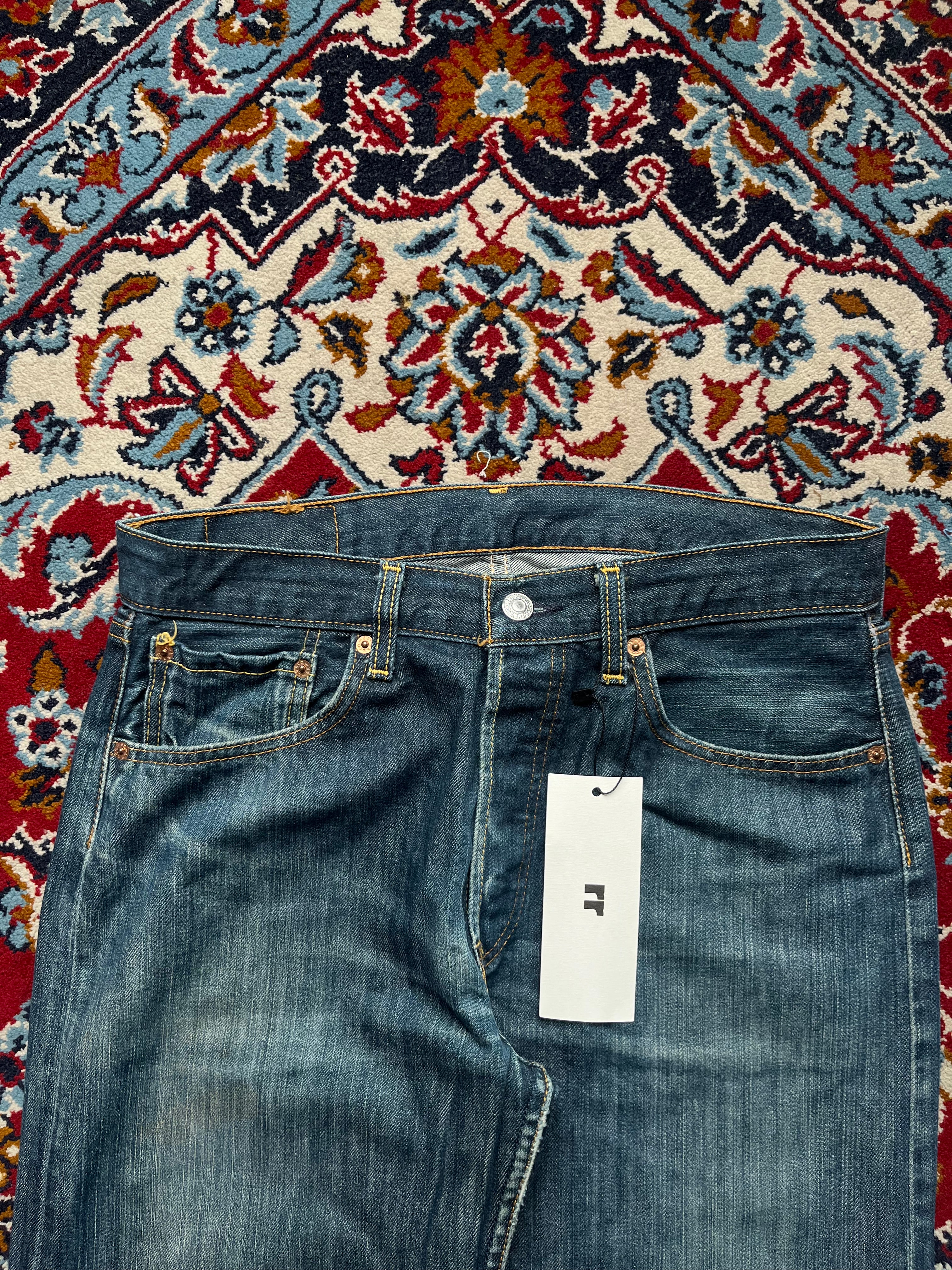 Vintage Levi's 501 Original Straight Fit Medium WashED Jeans - 30